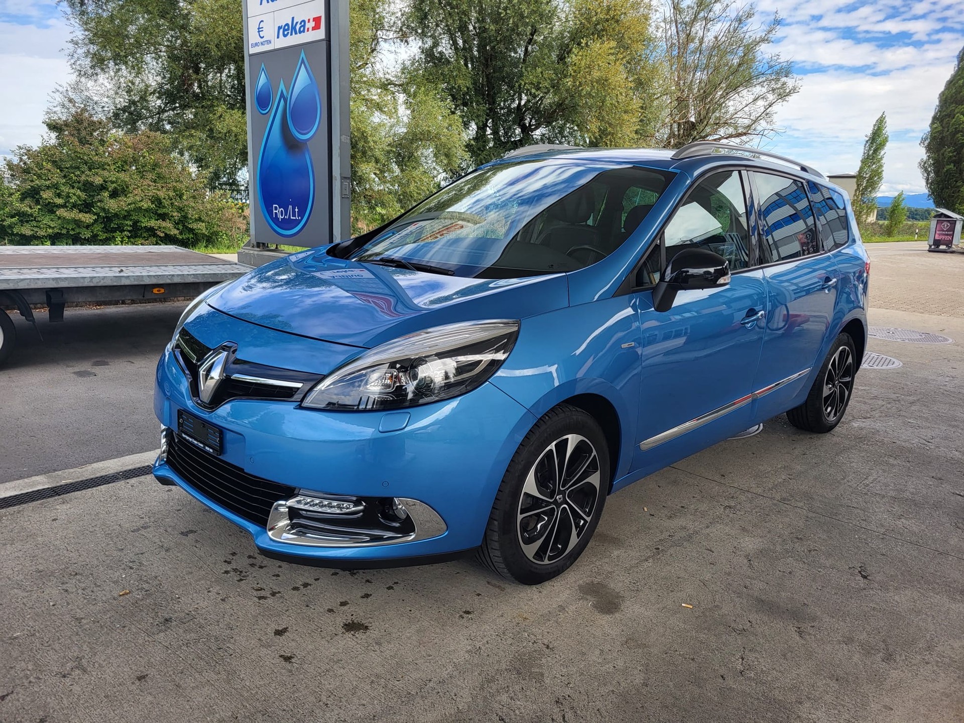 RENAULT Grand Scénic 1.5 dCi Limited EDC-image-1
