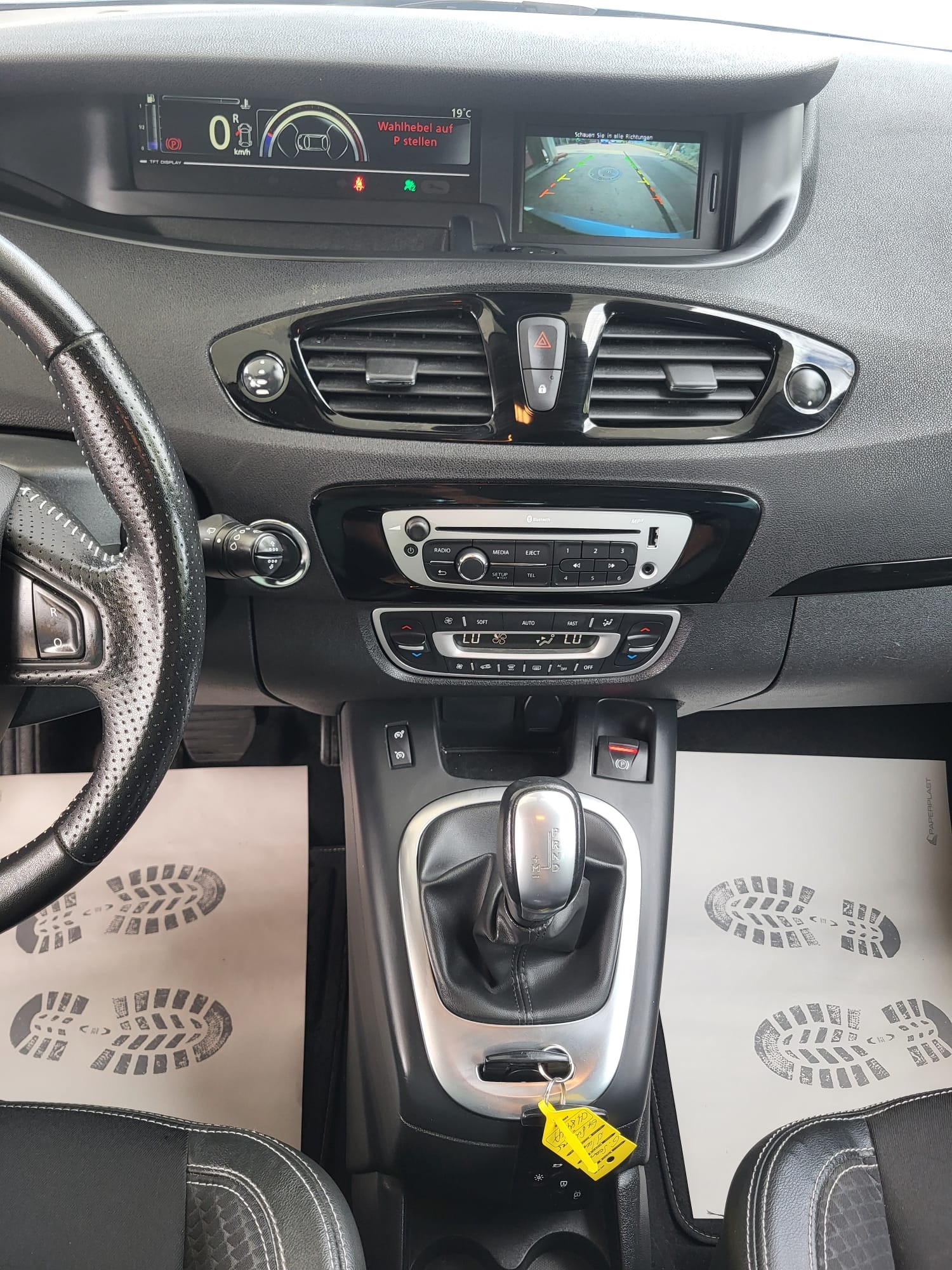 RENAULT Grand Scénic 1.5 dCi Limited EDC-image-8