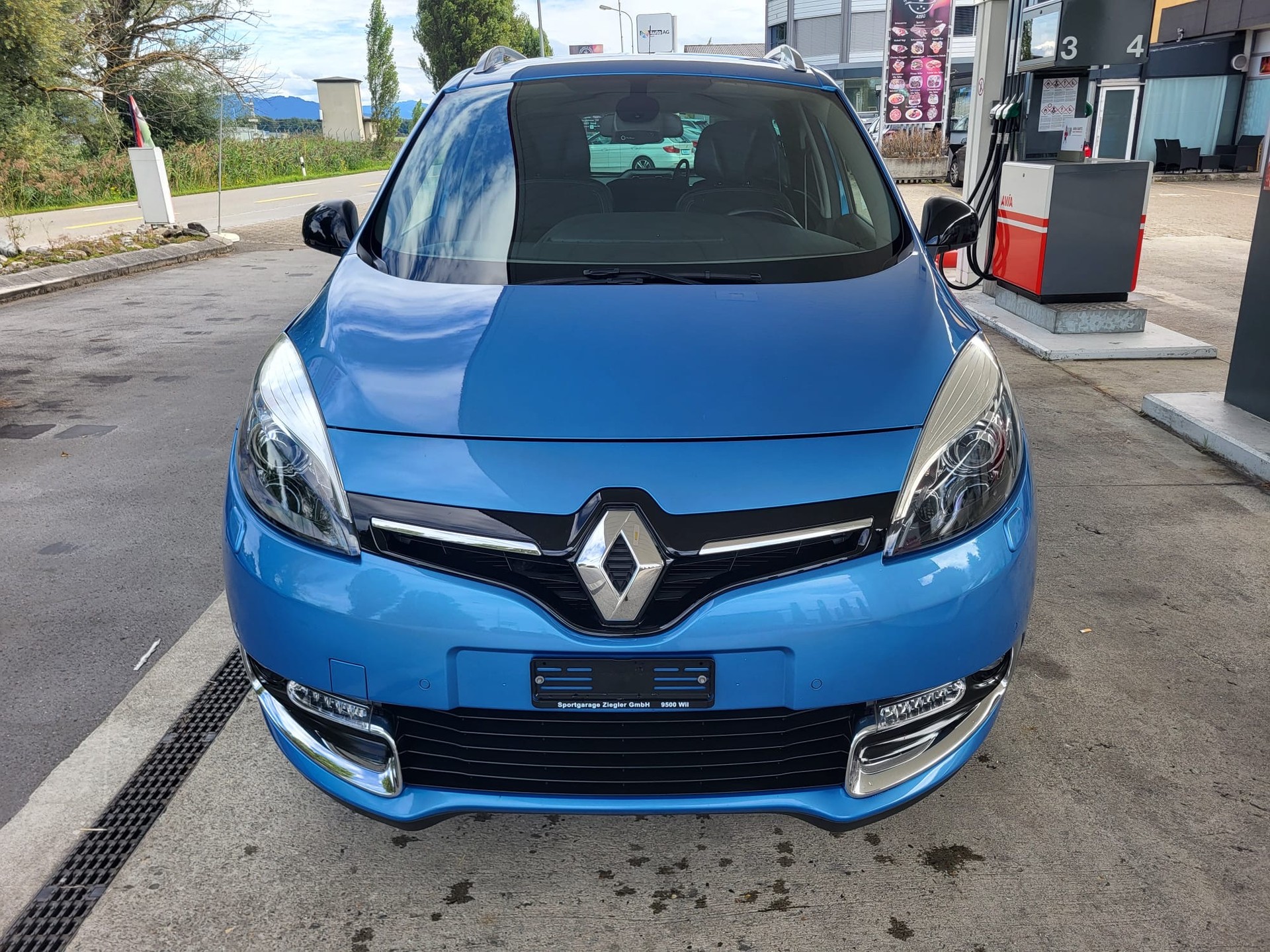 RENAULT Grand Scénic 1.5 dCi Limited EDC-image-4