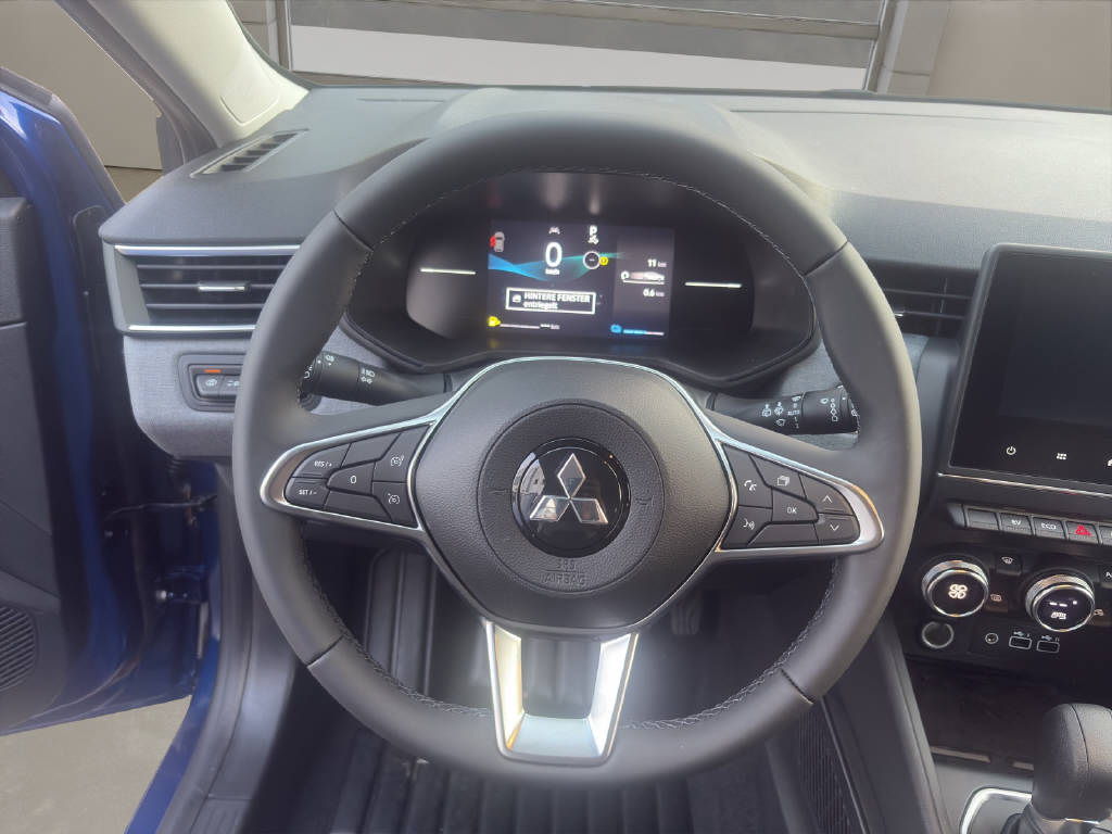 MITSUBISHI Colt 1.6 HEV Invite+-image-10