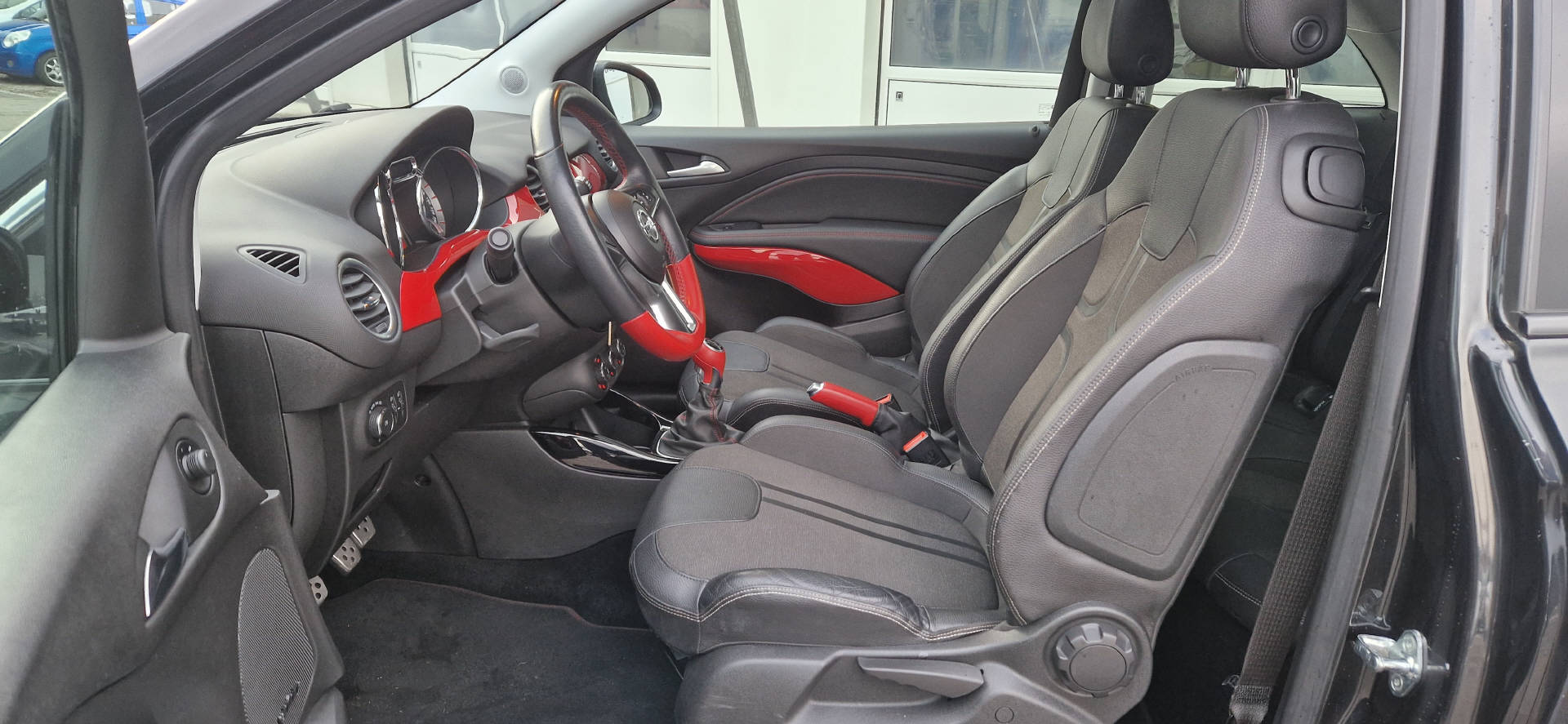 OPEL Adam 1.4i Turbo S S/S-image-3