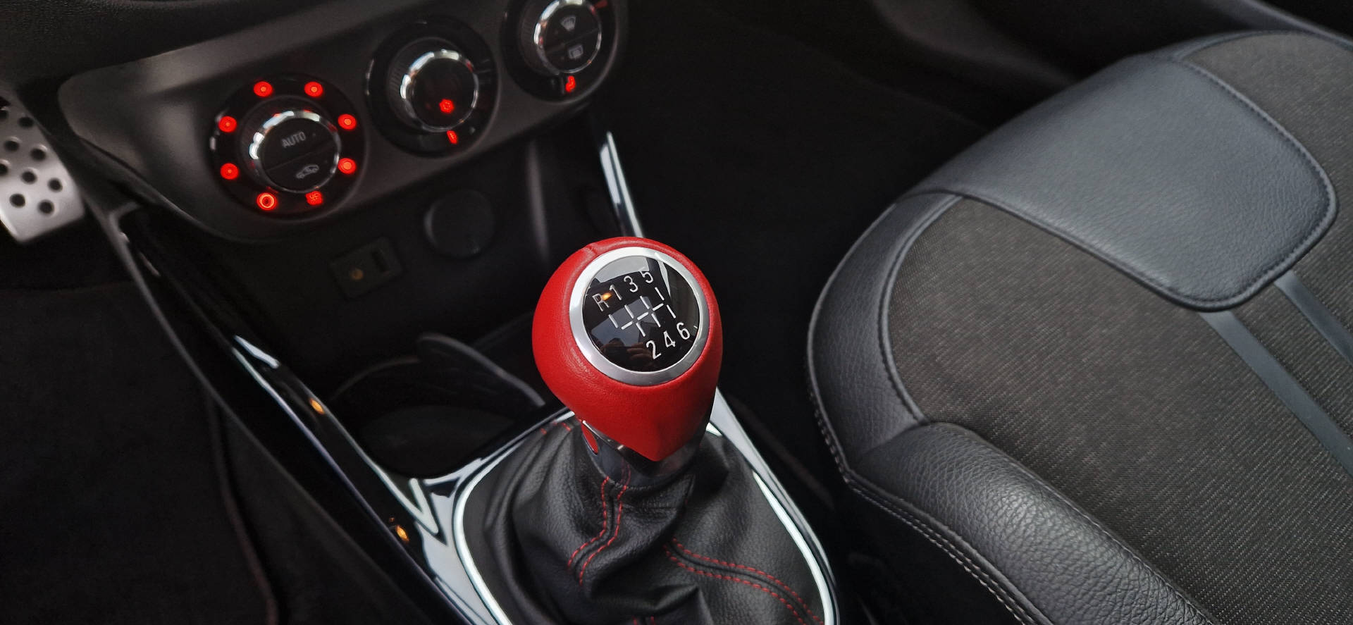 OPEL Adam 1.4i Turbo S S/S-image-7
