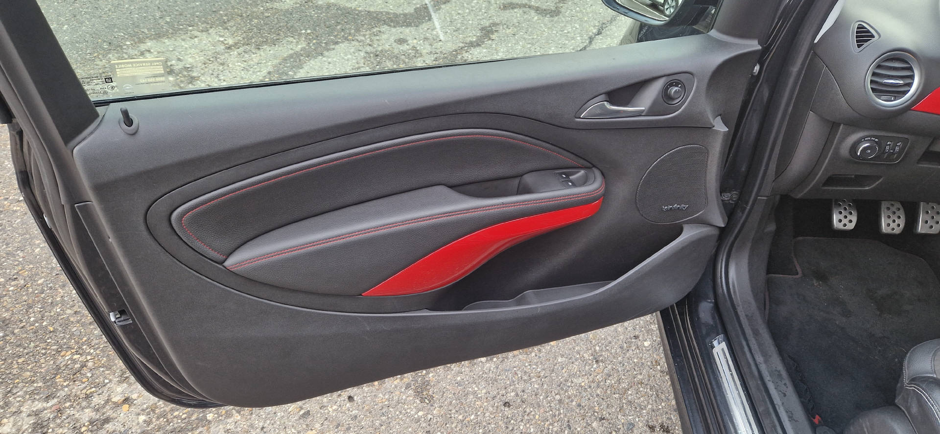 OPEL Adam 1.4i Turbo S S/S-image-2