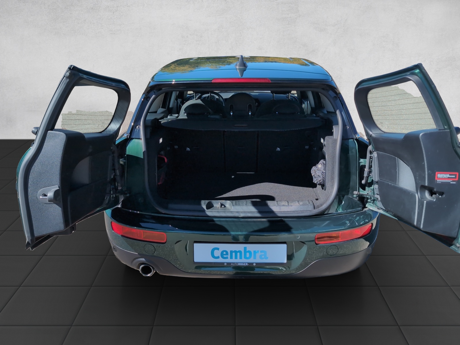MINI Clubman Cooper-image-11