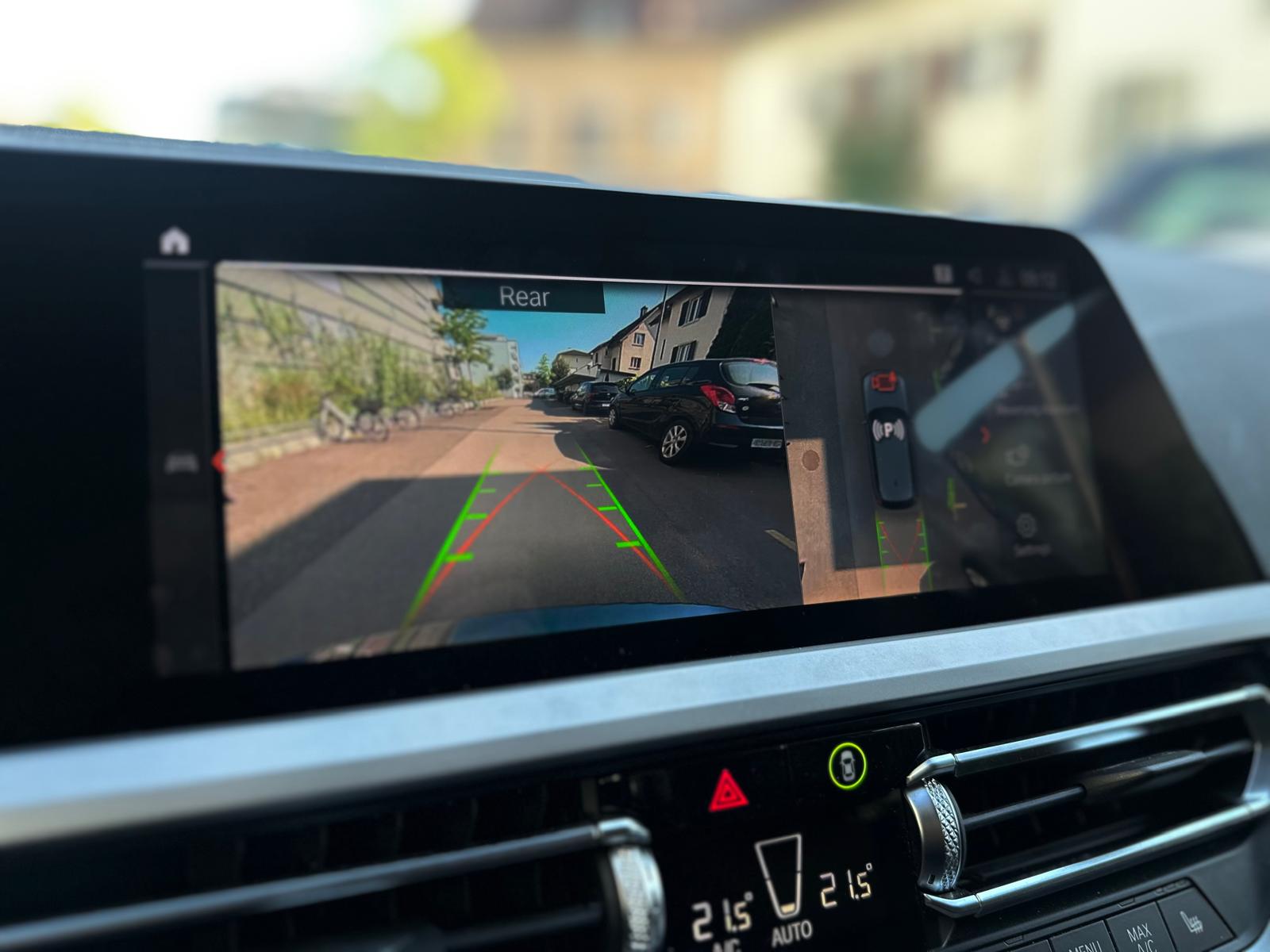 BMW 320d xDrive Touring Steptronic-image-15