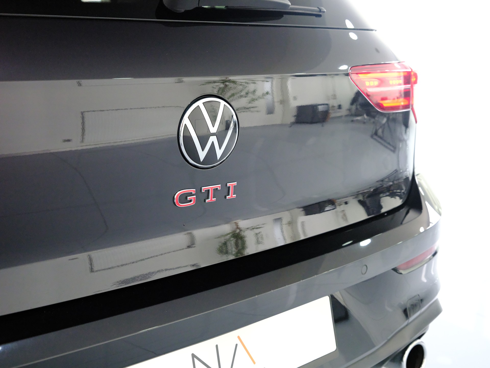 VW Golf 2.0 TSI GTI DSG-image-8