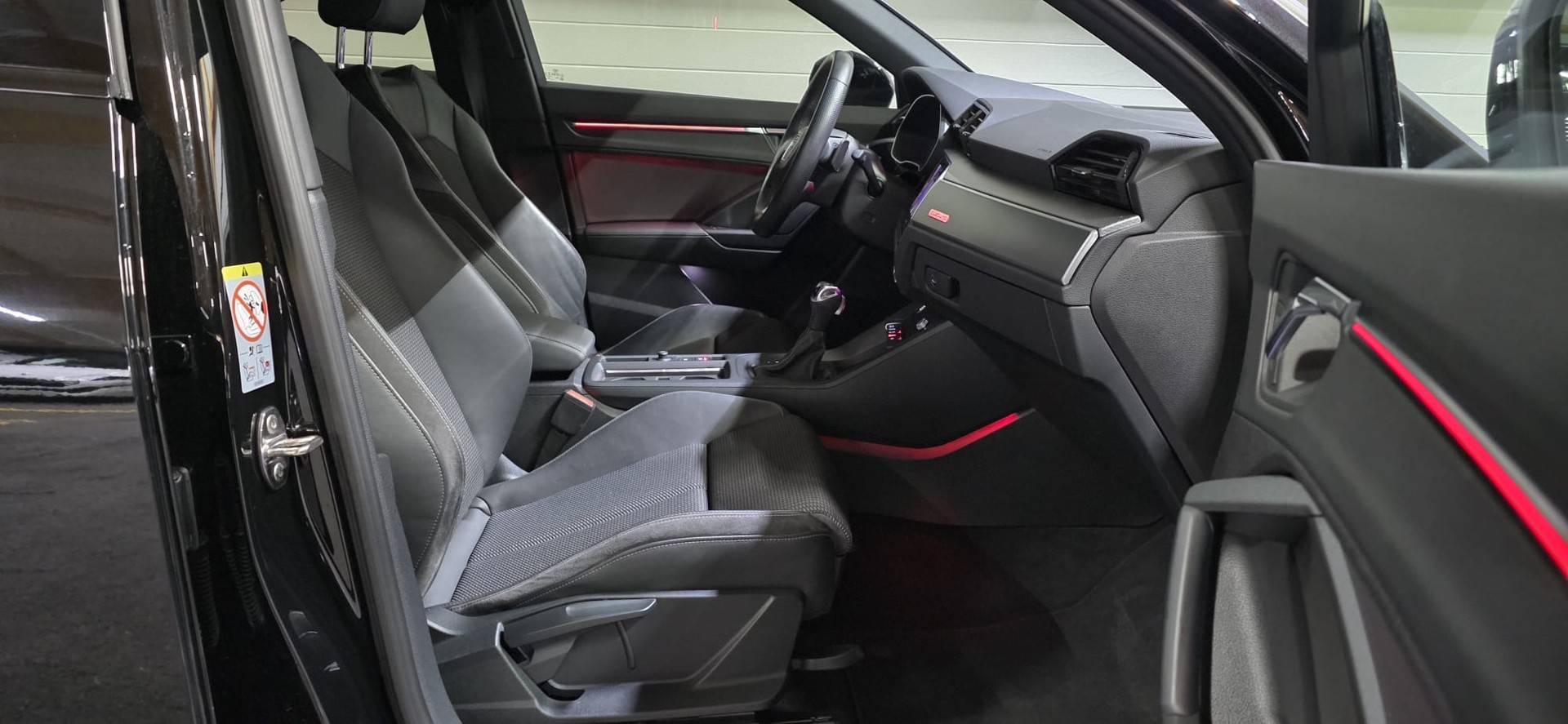 AUDI Q3 Sportback 40 TDI S line quattro S-tronic *CH-Fahrzeug*-image-9