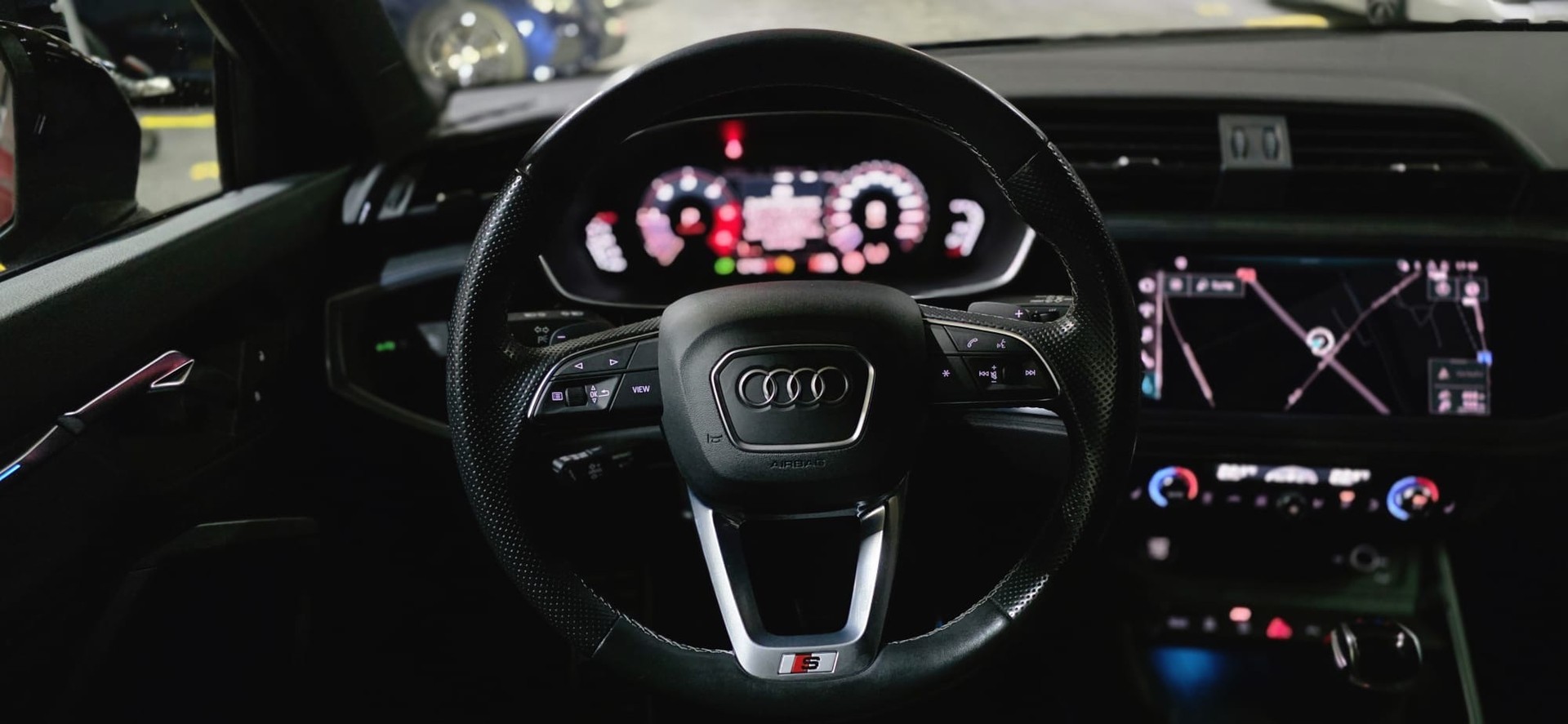 AUDI Q3 Sportback 40 TDI S line quattro S-tronic *CH-Fahrzeug*-image-13