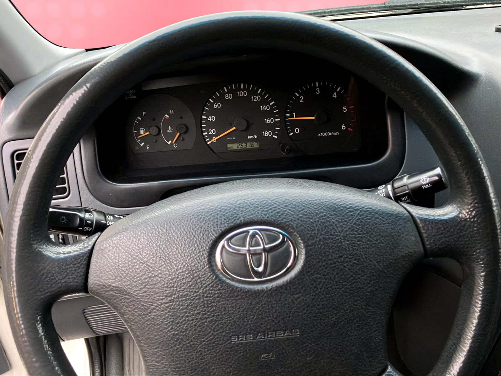 TOYOTA HIACE Kombi LWB 2.5 D-4D 3 P.-image-5