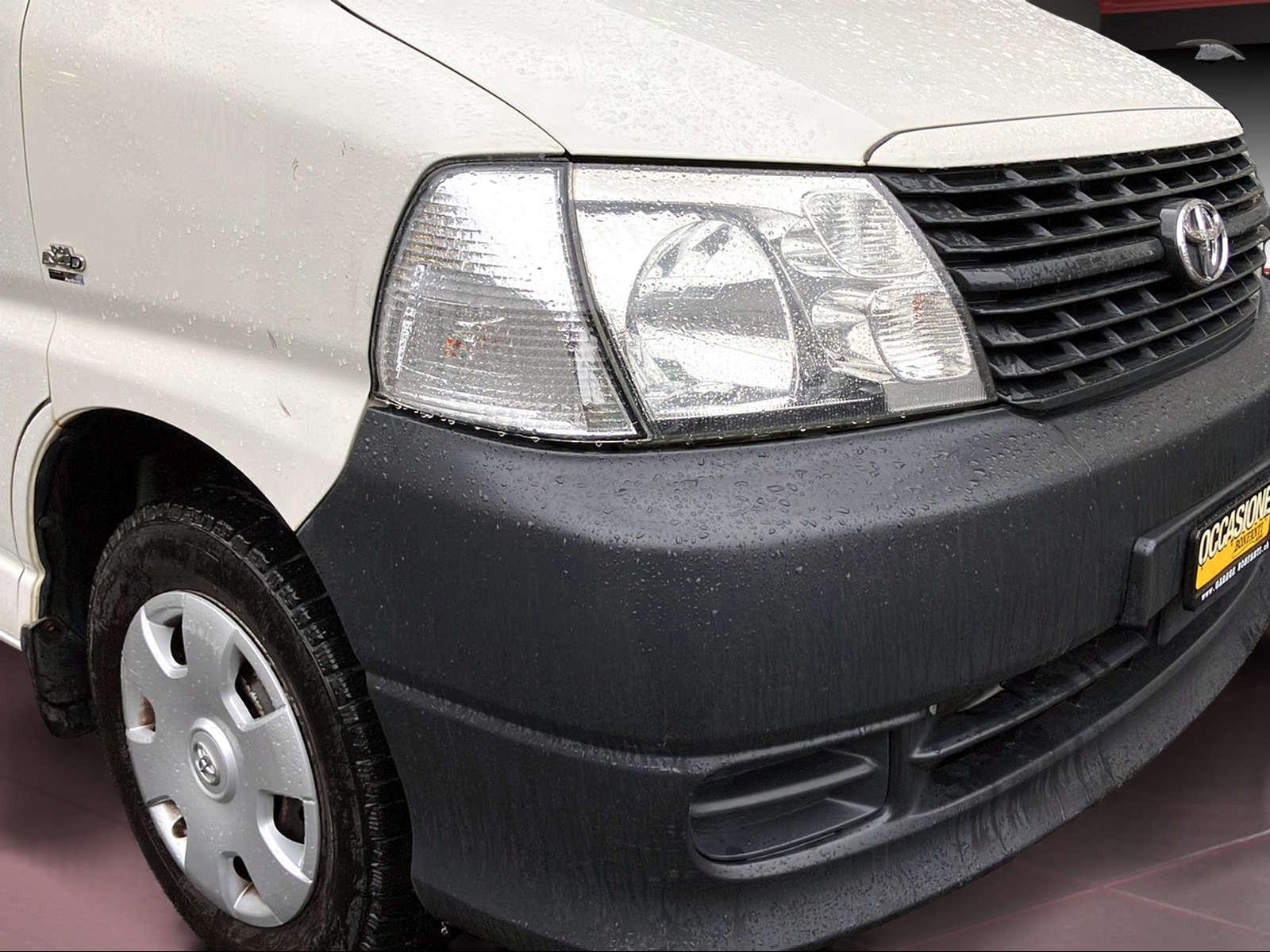 TOYOTA HIACE Kombi LWB 2.5 D-4D 3 P.-image-11