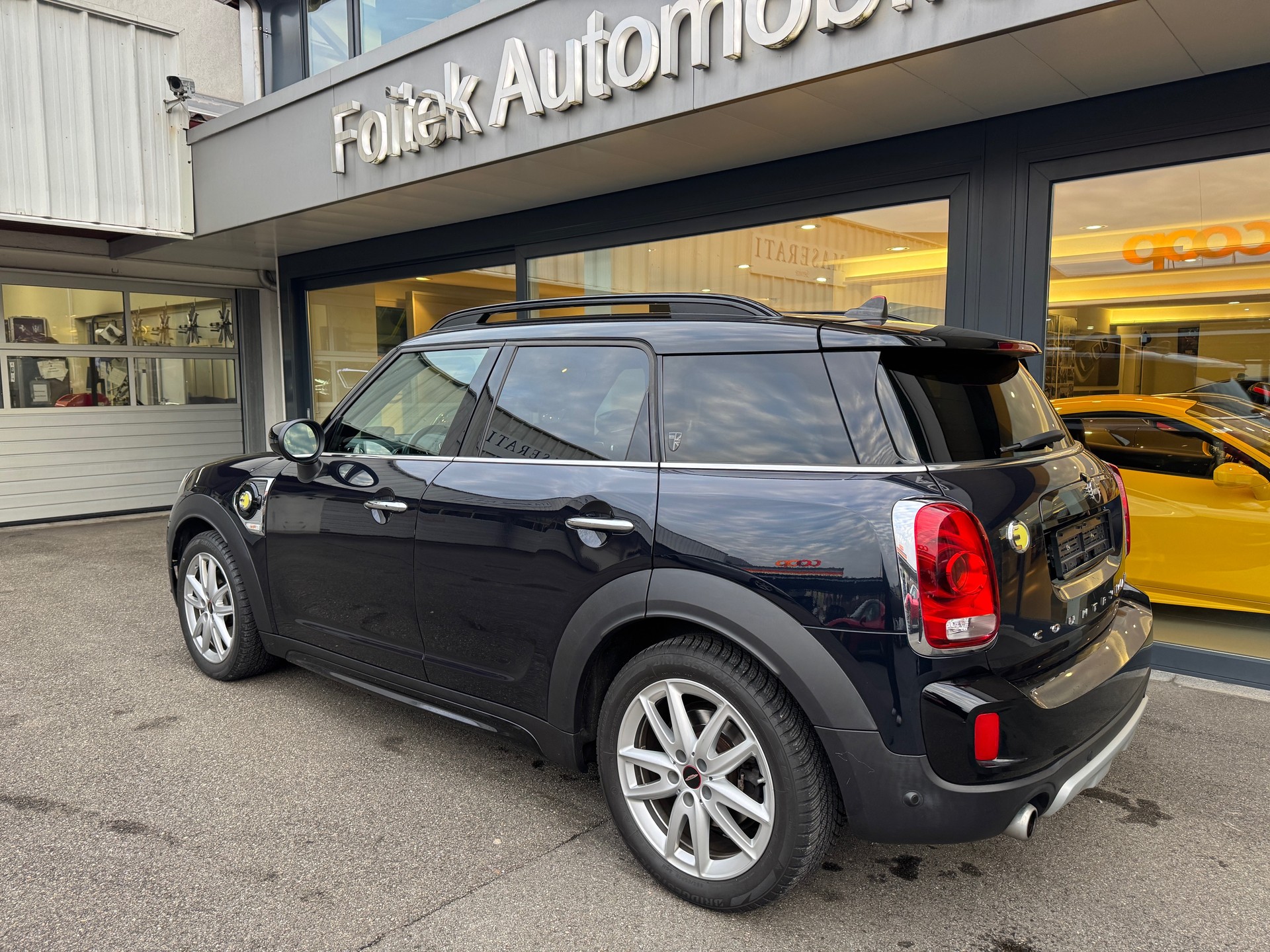 MINI Countryman Co.S E Trafalgar-image-8