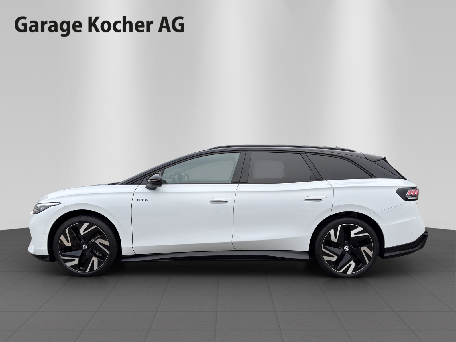VW ID.7 Tourer GTX 86 kWh GTX United 4 Motion-image-2