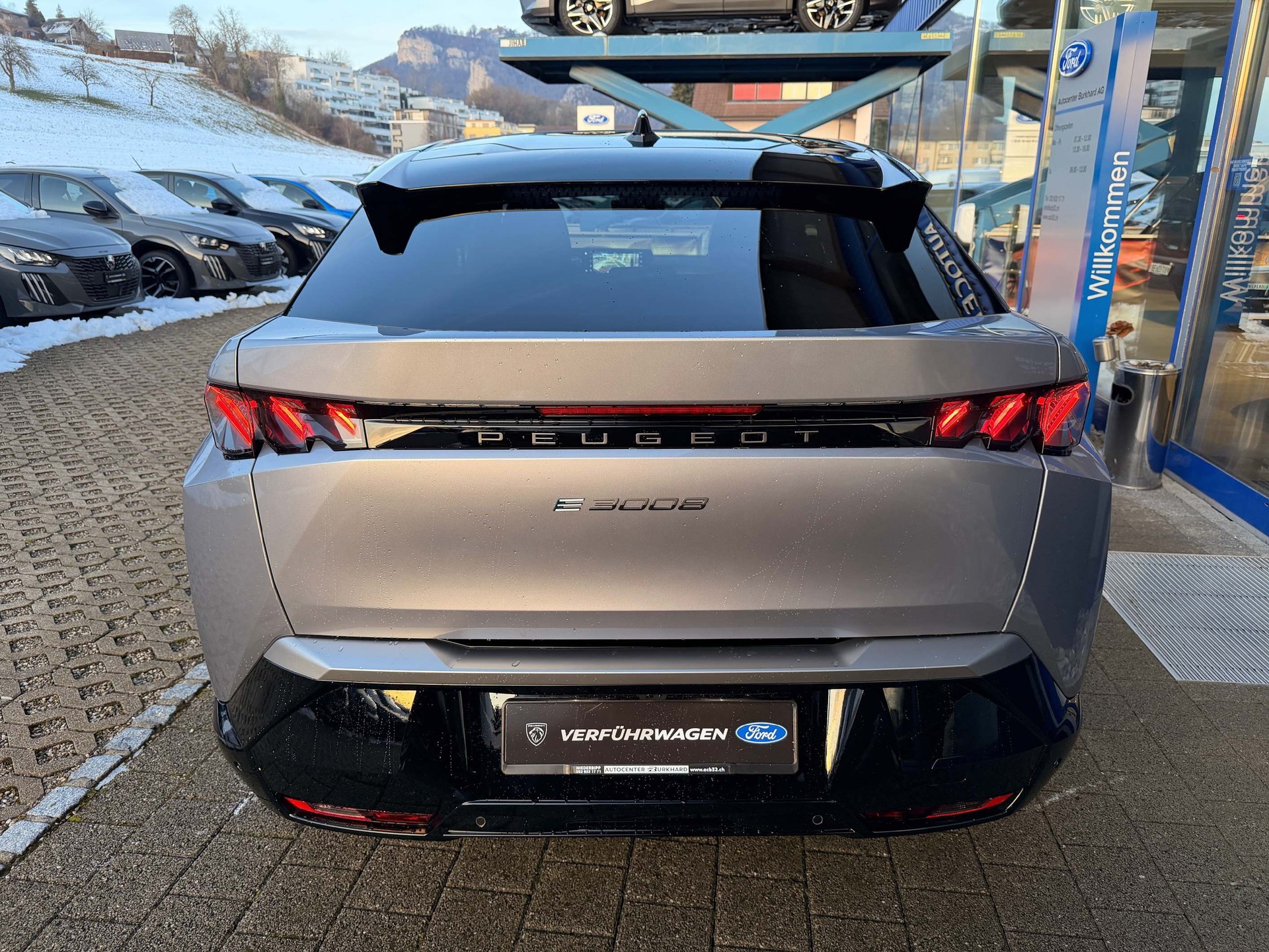 PEUGEOT 3008 e-GT*8 Jahre Werksgarantie* 0.9% Leasing!-image-5