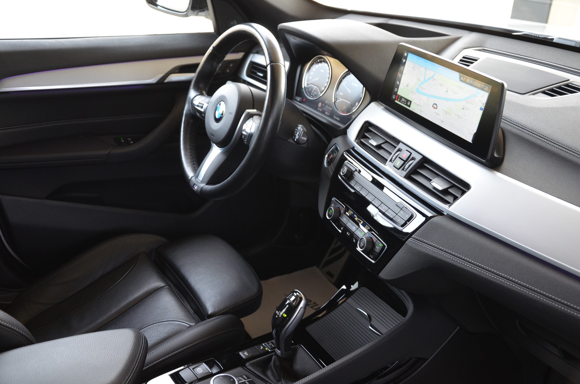 BMW X1 xDrive 25d M Sport Steptronic*Frisch ab MFK,1 Jahr oder 20'000km Garantie*-image-11