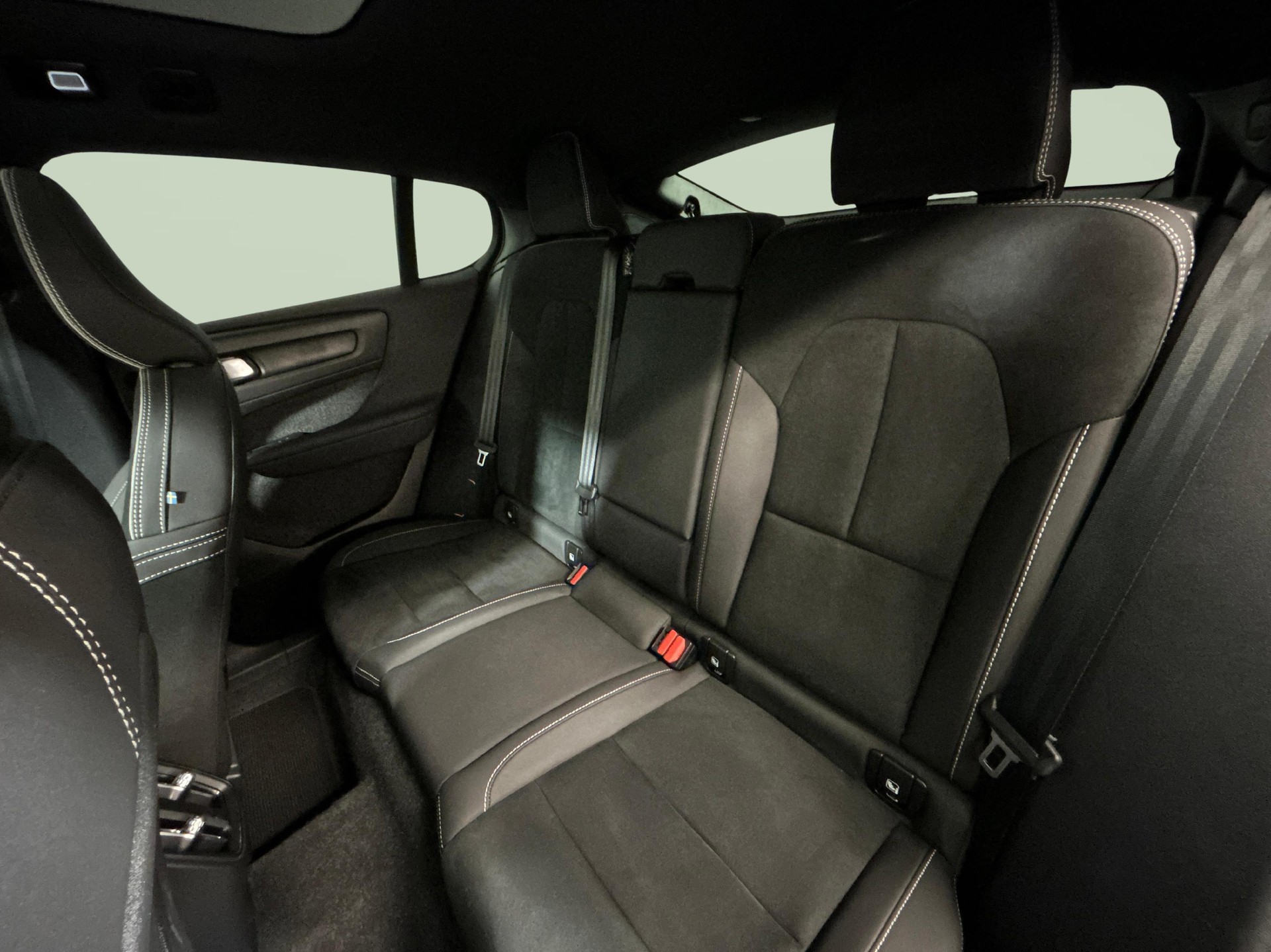 VOLVO C40 E80 Plus AWD-image-4