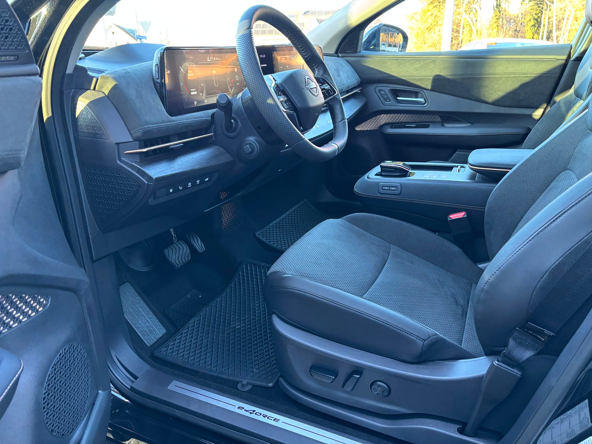 NISSAN Ariya 87 kWh Evolve Allrad-image-9