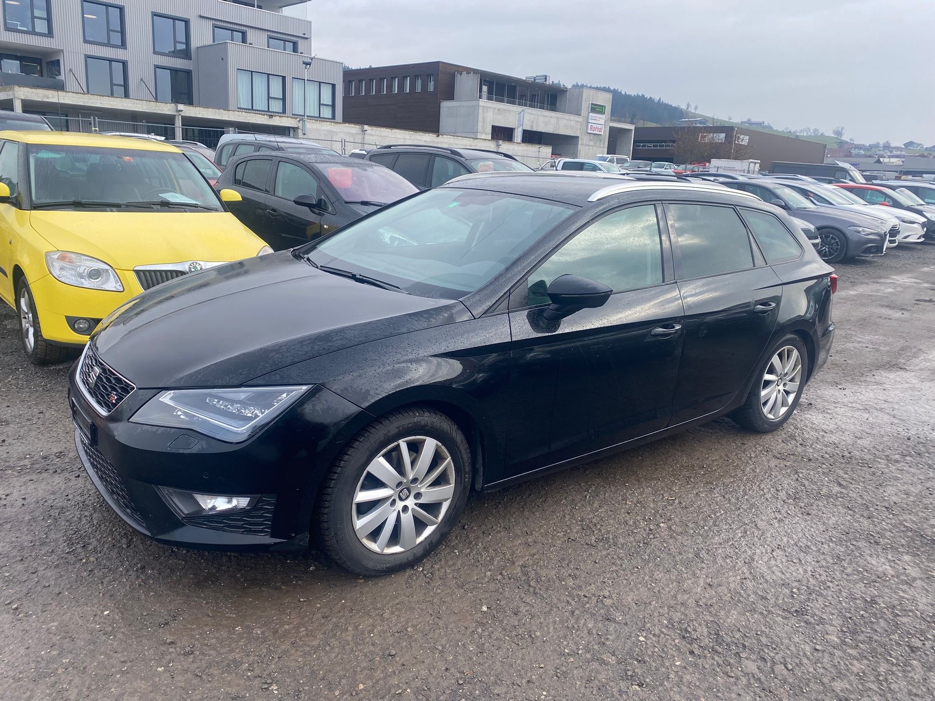 SEAT Leon ST 1.4 TSI FR-image-1