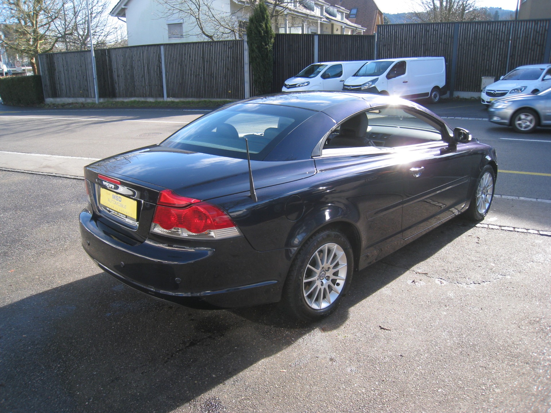 VOLVO C70 2.4i Kinetic-image-4