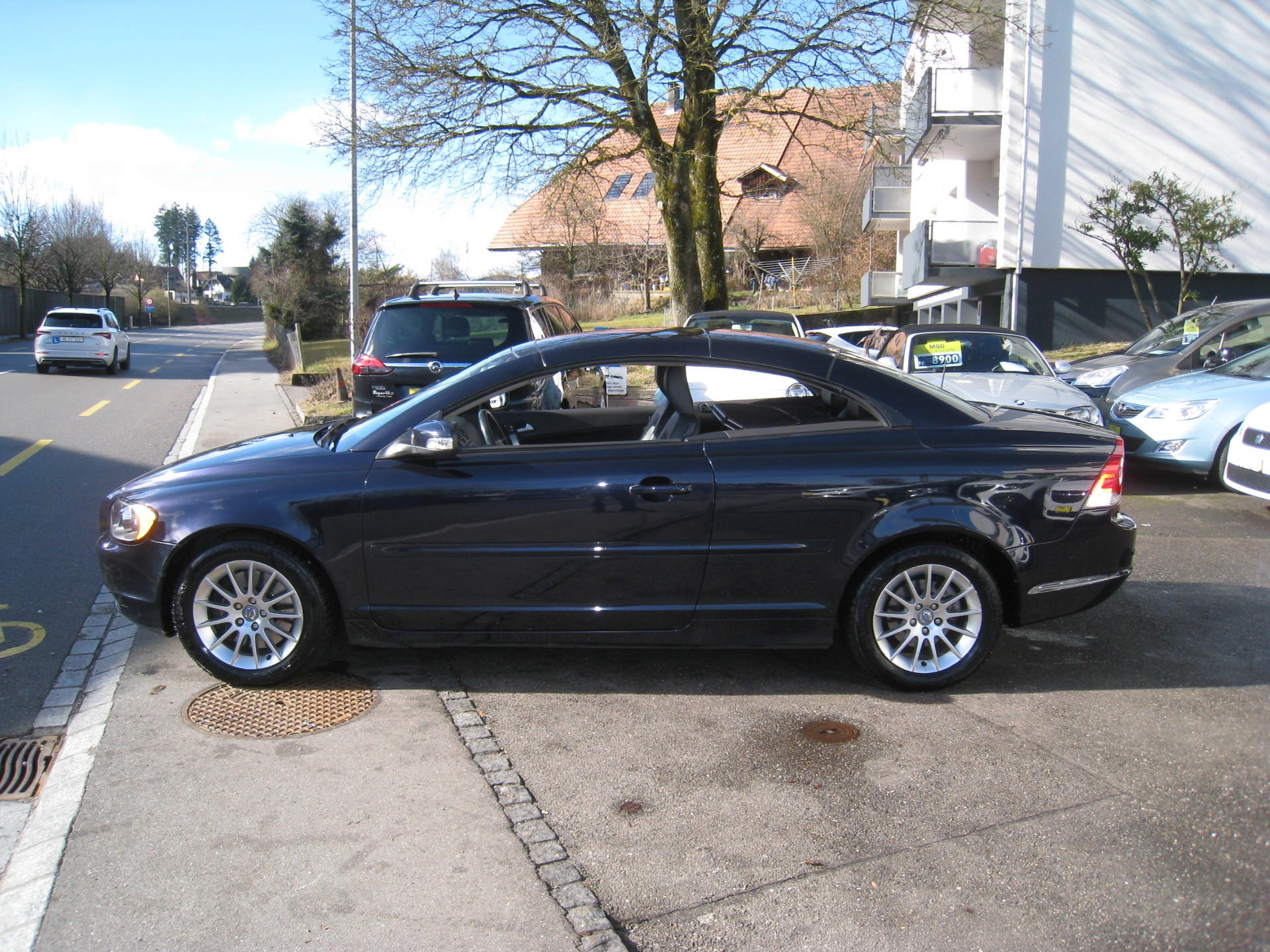 VOLVO C70 2.4i Kinetic-image-6