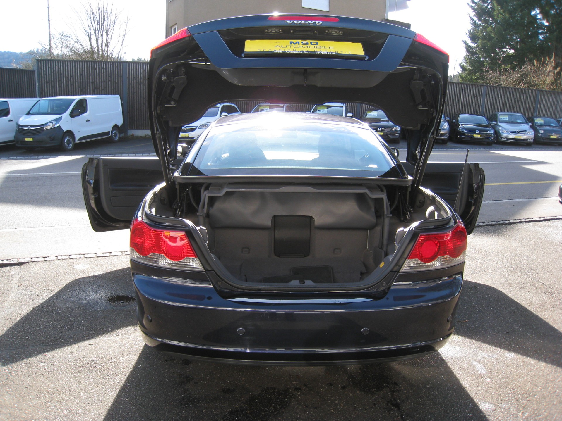 VOLVO C70 2.4i Kinetic-image-8