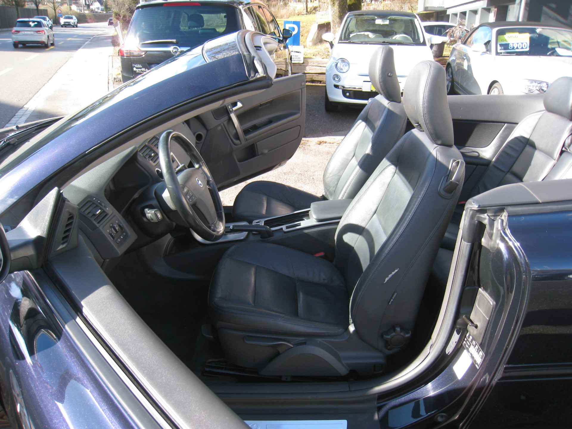 VOLVO C70 2.4i Kinetic-image-10