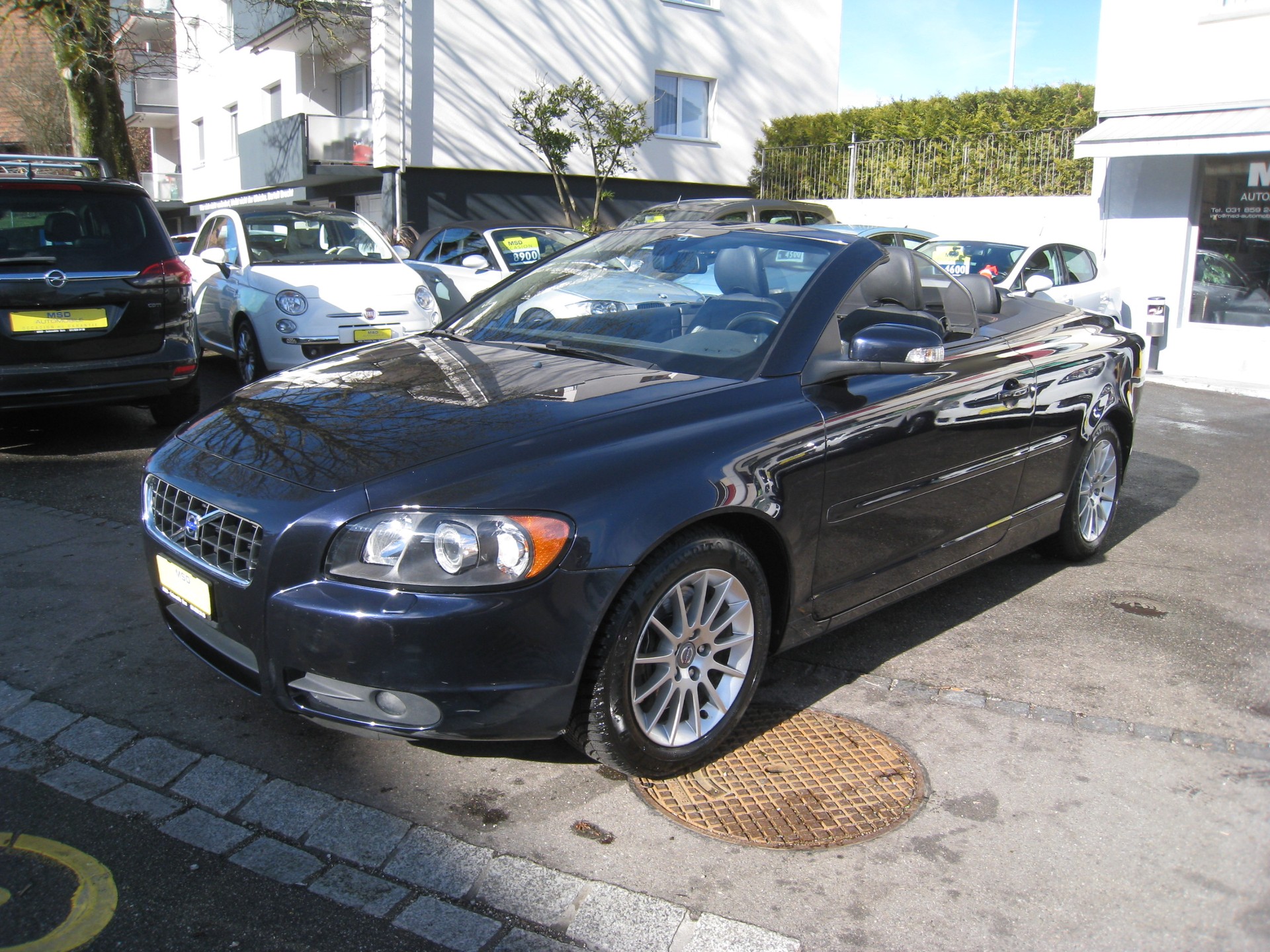 VOLVO C70 2.4i Kinetic-image-0