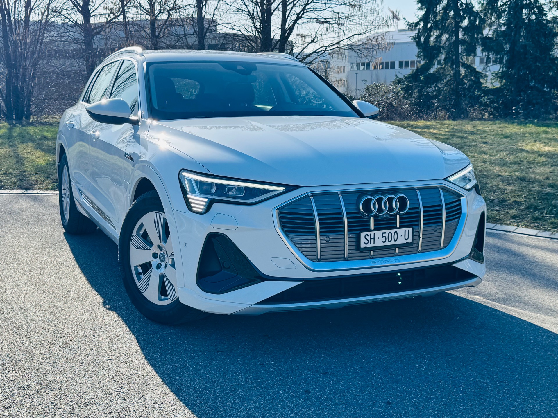 AUDI e-tron 50 S Line quattro-image-0