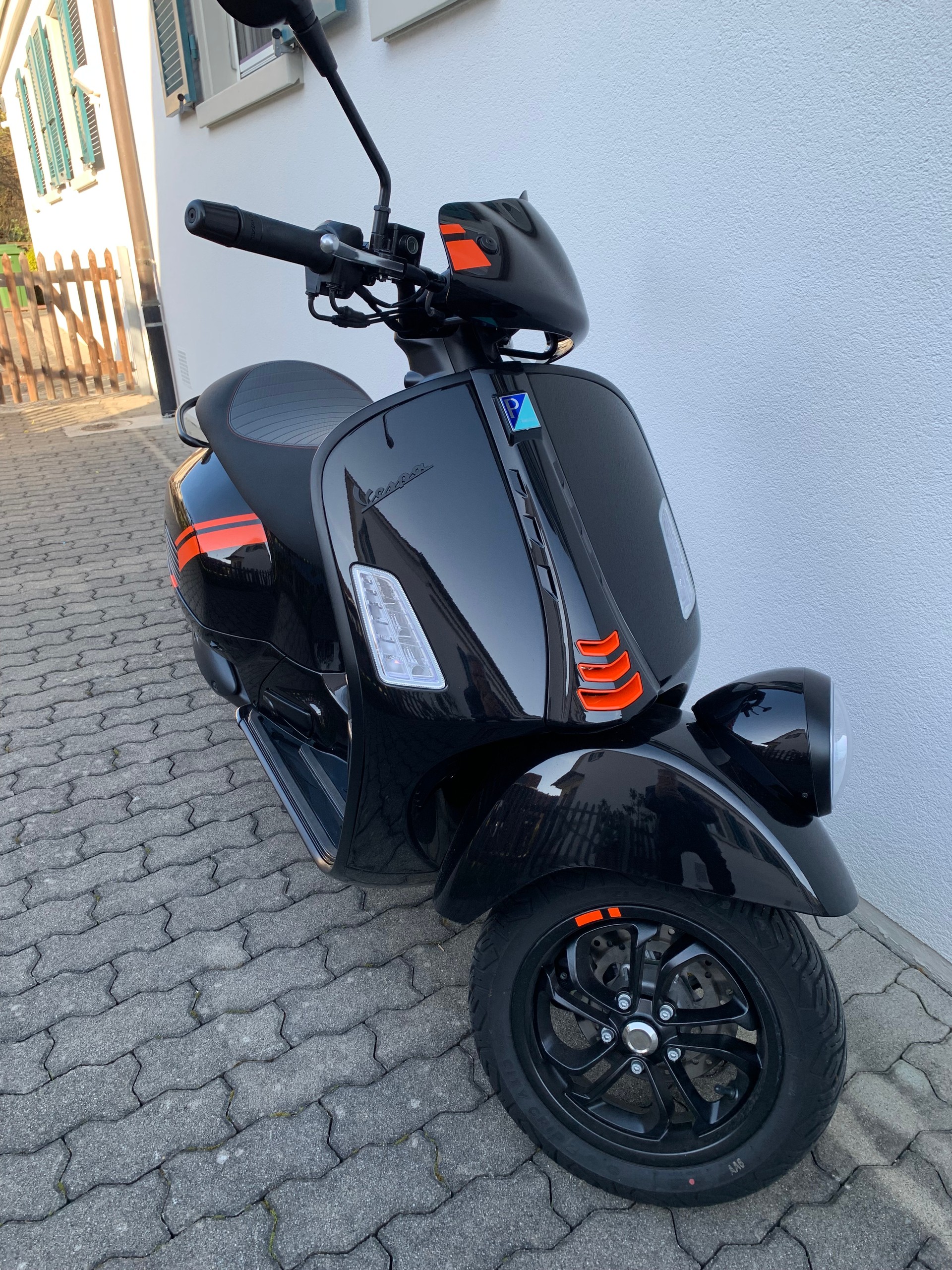 PIAGGIO Vespa GTV 300-image-3
