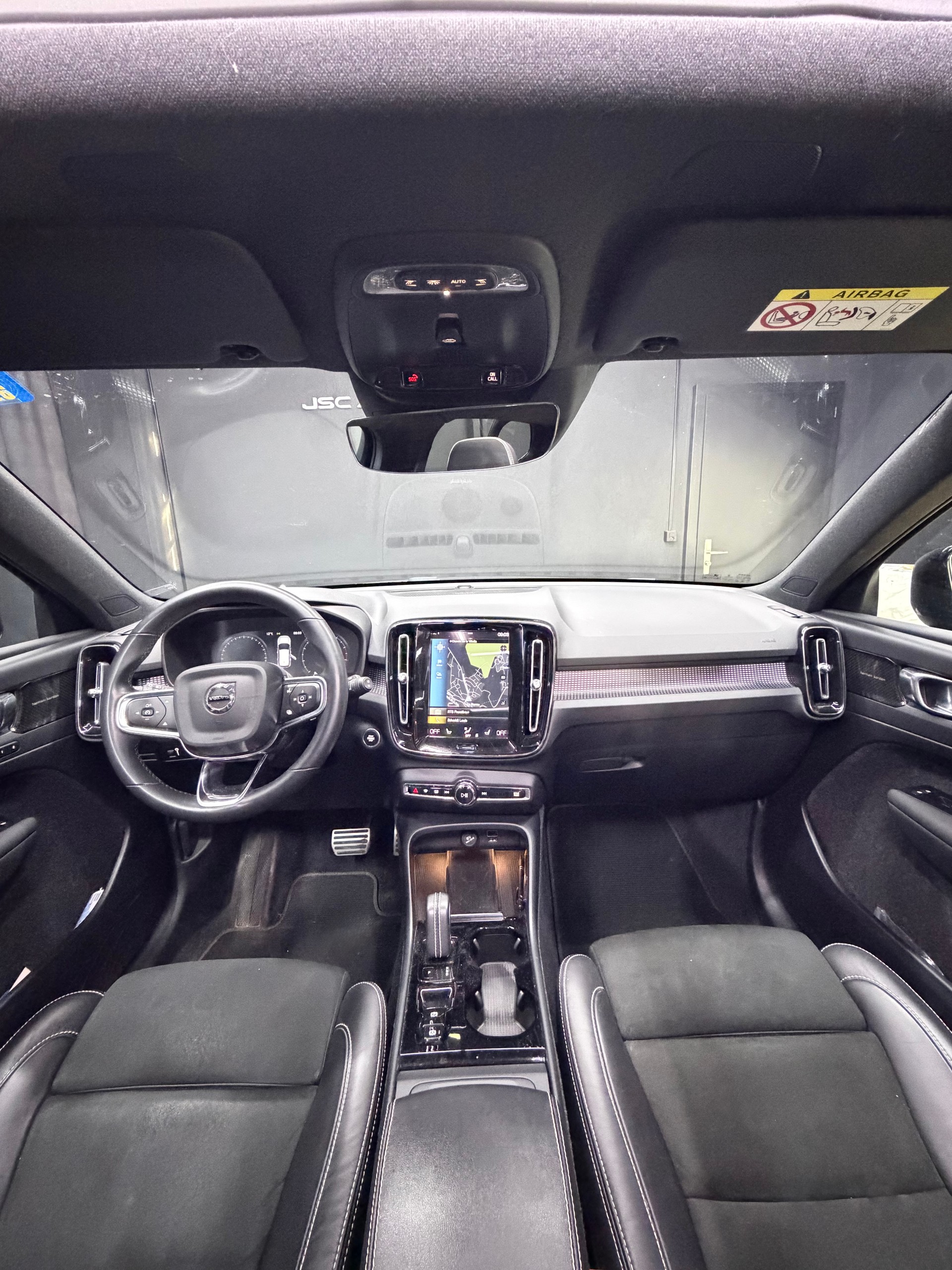 VOLVO XC40 B4 Benzin Mild Hybrid AWD Ultim. Dark DCT-image-12