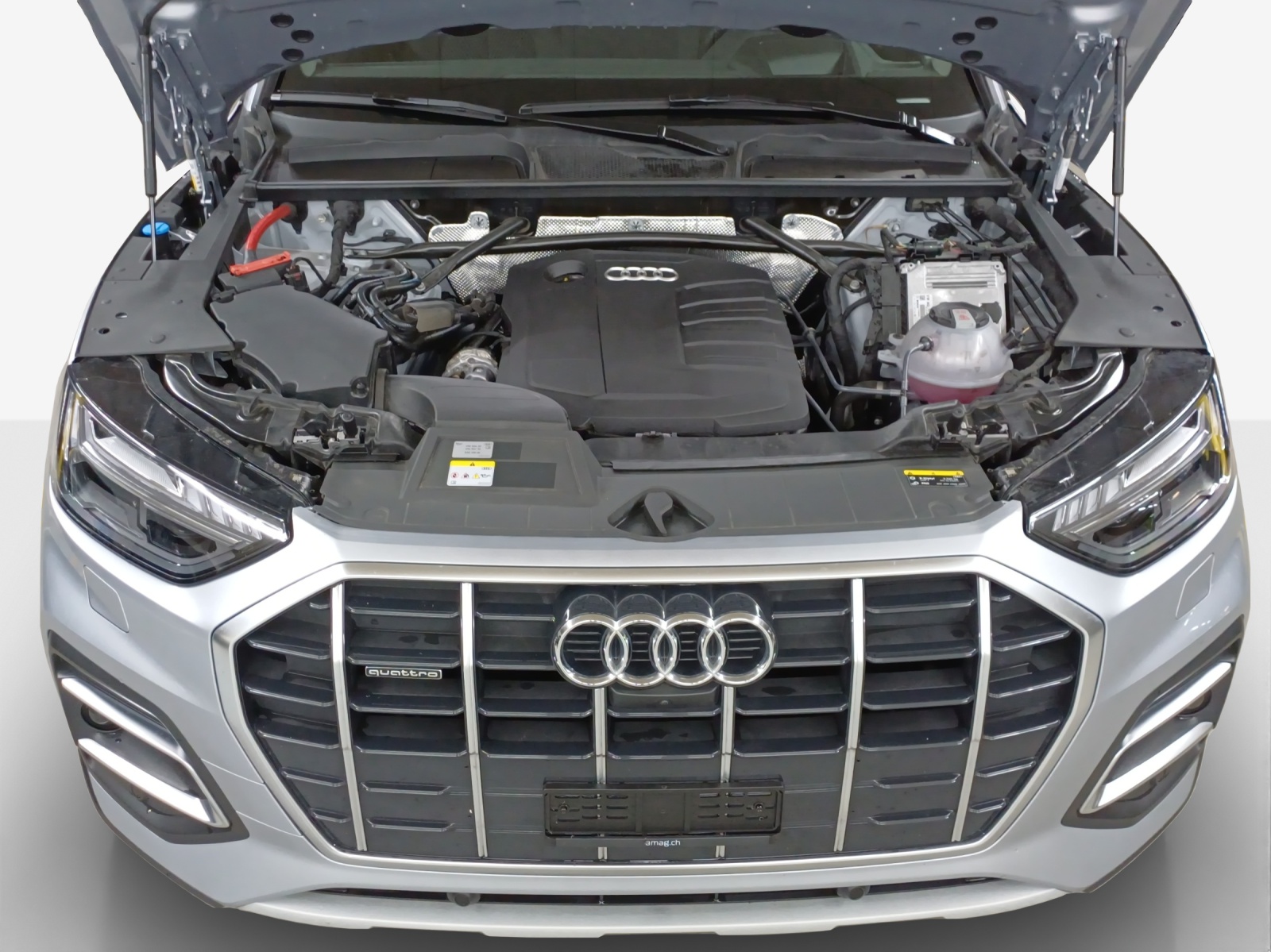 AUDI Q5 40 TDI advanced quattro S-tronic-image-14