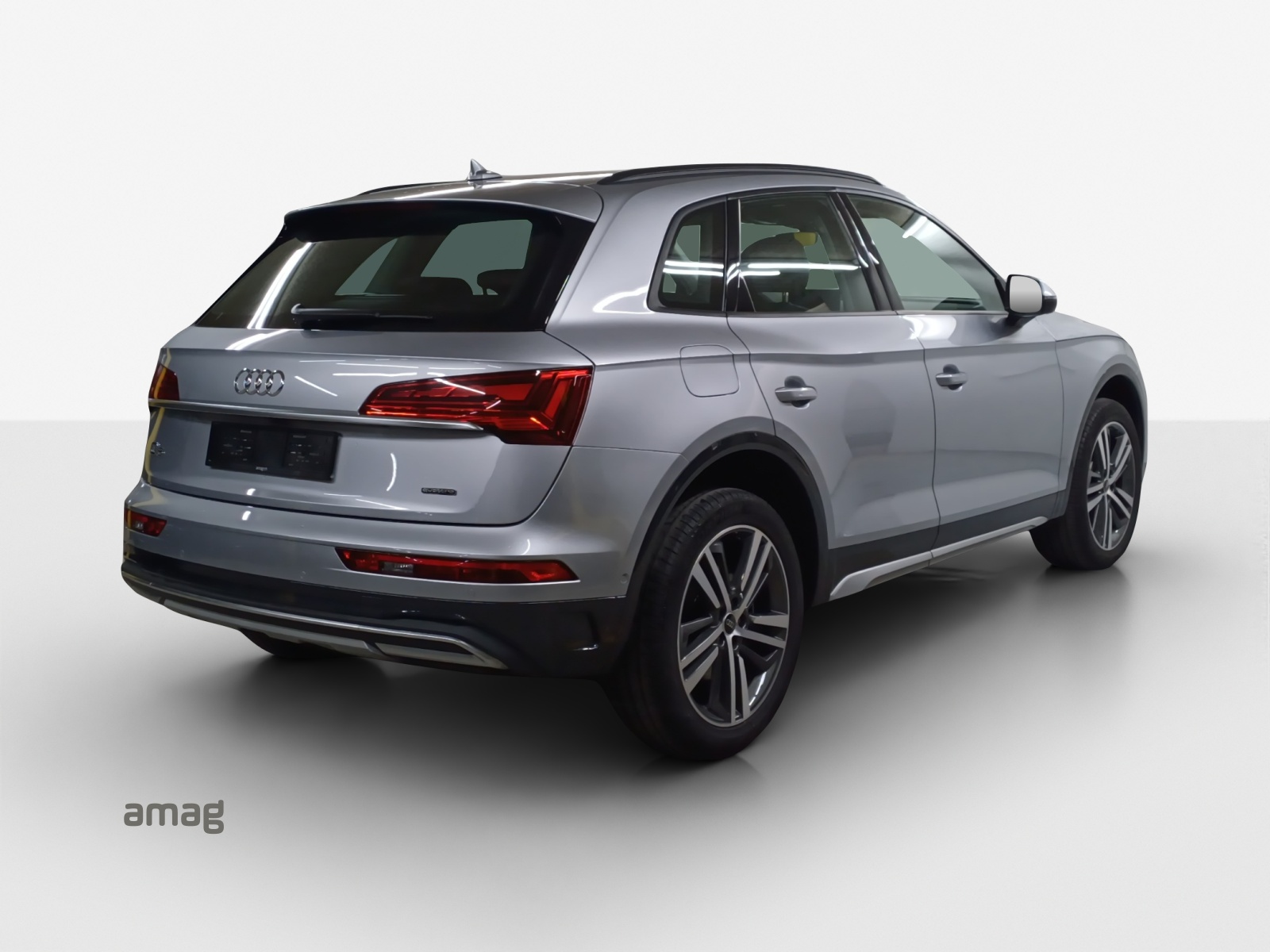 AUDI Q5 40 TDI advanced quattro S-tronic-image-4