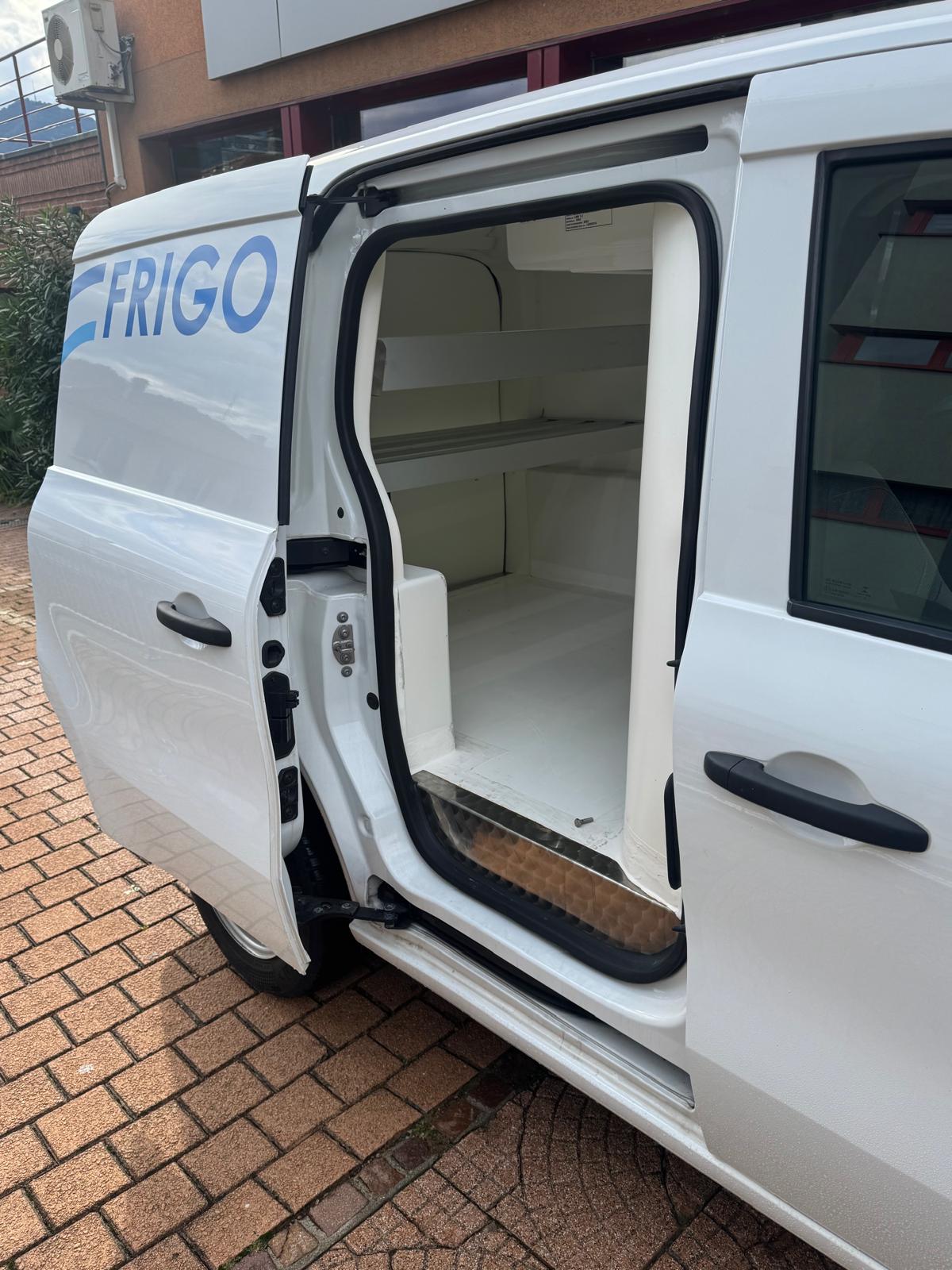 RENAULT Kangoo 1.3 TCe 100 PF FURGONE FRIGO COIBENTATO-image-1