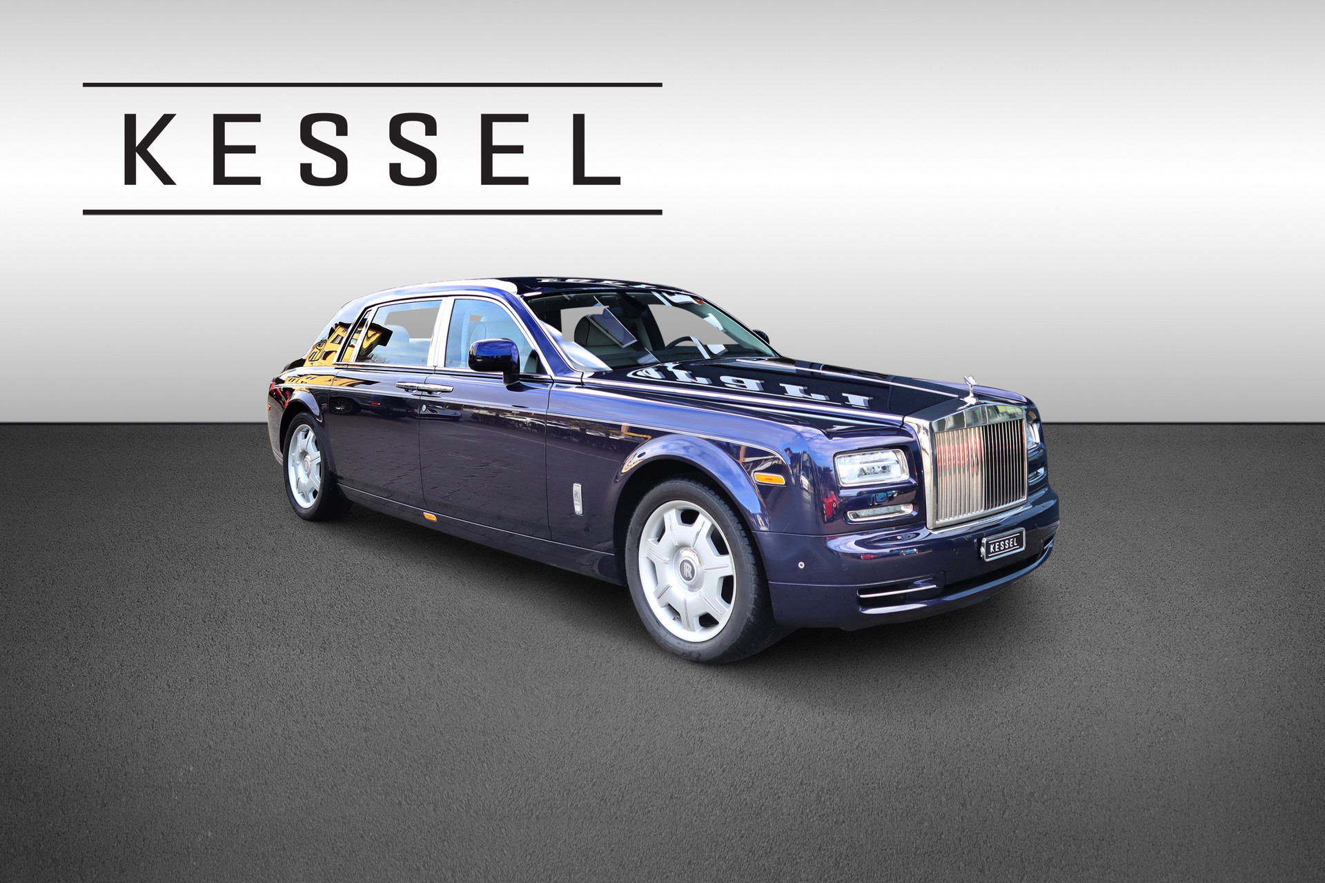 ROLLS-ROYCE Phantom 6.7 V12 EWB 4 places