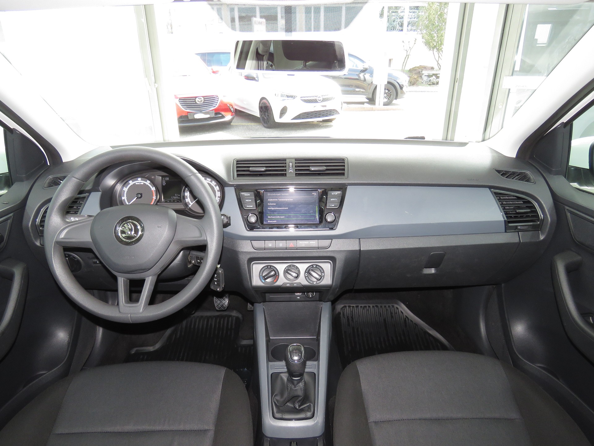 SKODA Fabia 1.0 MPI Active-image-19