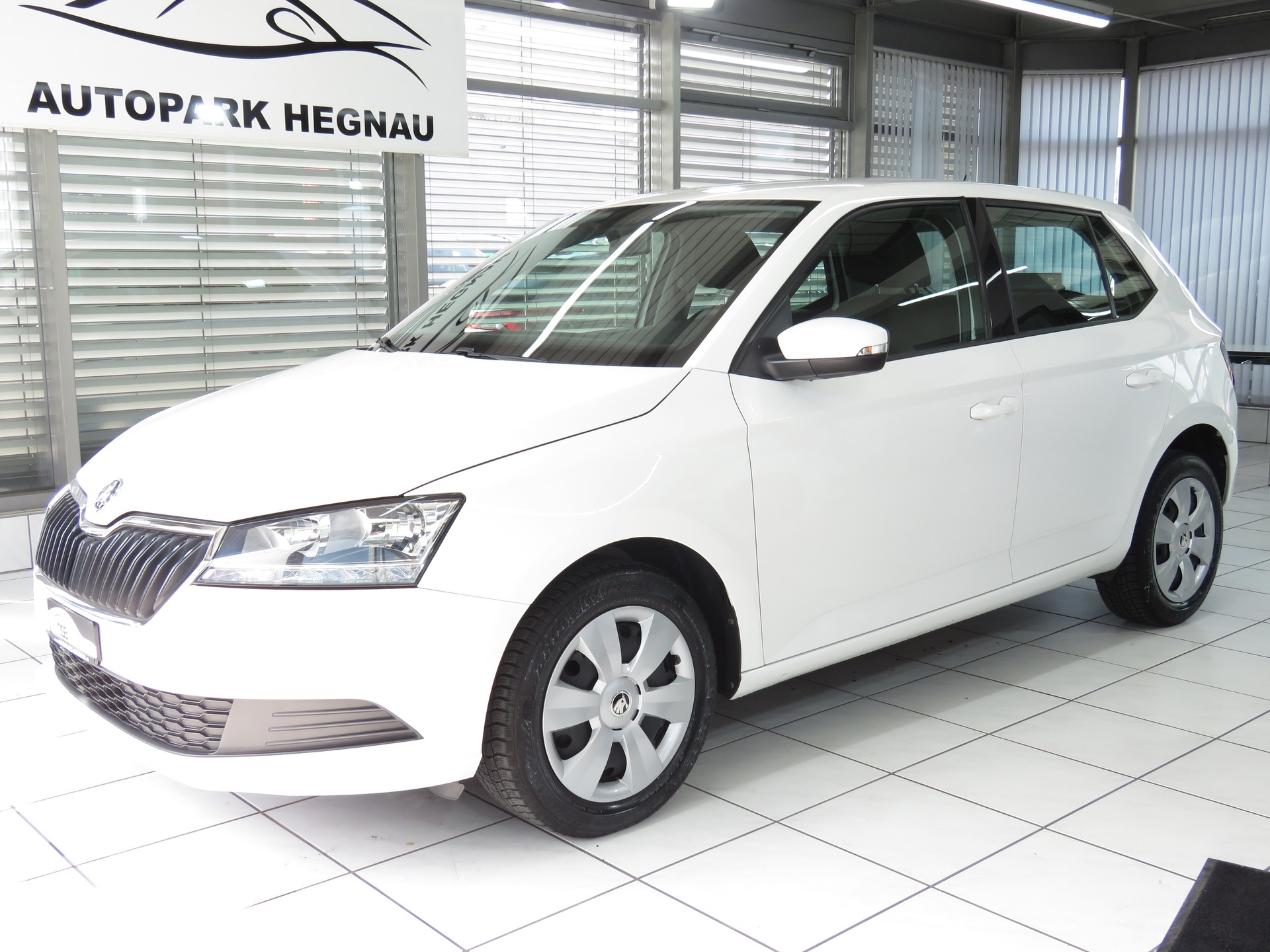 SKODA Fabia 1.0 MPI Active-image-6