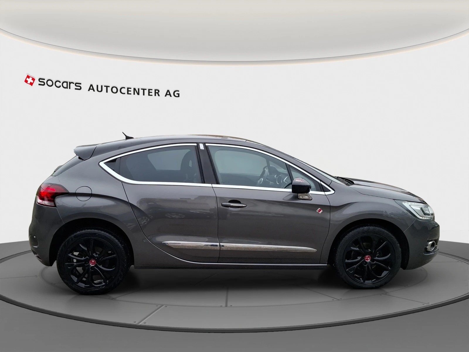 DS AUTOMOBILES DS 4 1.2 Pure Tech Performance Line // Spurwechselassistent - Navi - Tempomat-image-6