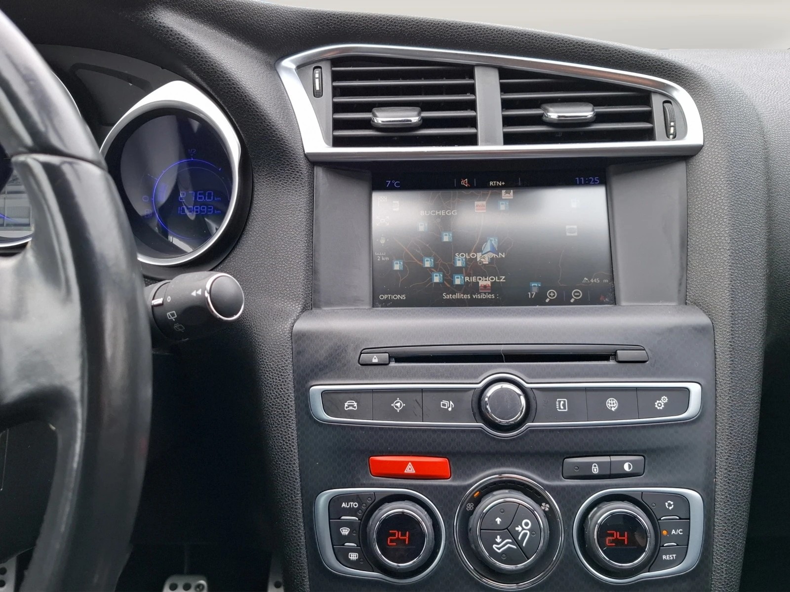 DS AUTOMOBILES DS 4 1.2 Pure Tech Performance Line // Spurwechselassistent - Navi - Tempomat-image-13