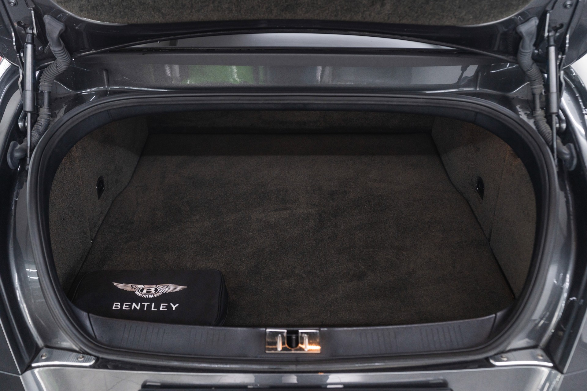 BENTLEY Continental Supersports 1 of 710 - 6.0 W12-image-13