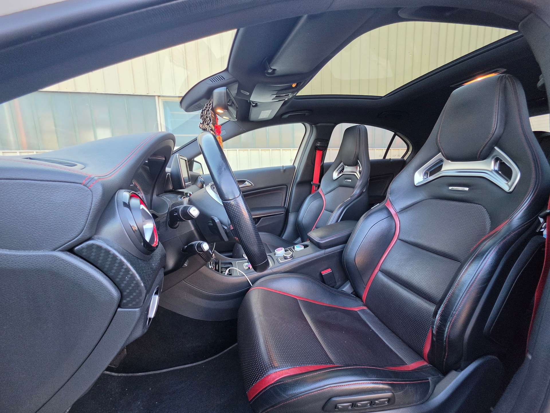 MERCEDES-BENZ A 45 AMG 4Matic Speedshift 7G-DCT-image-9