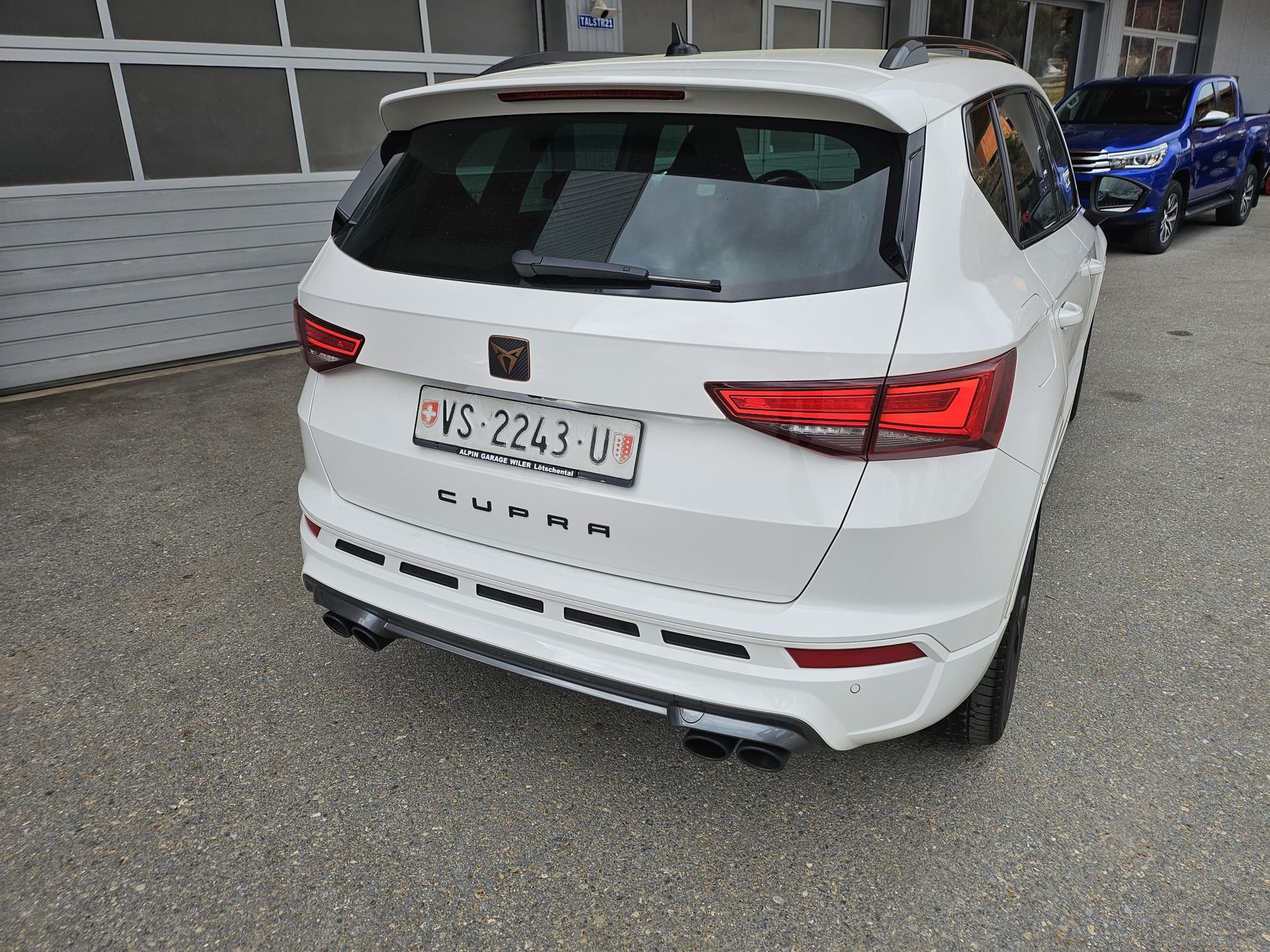 CUPRA 2.0 TSI 4Drive-image-5