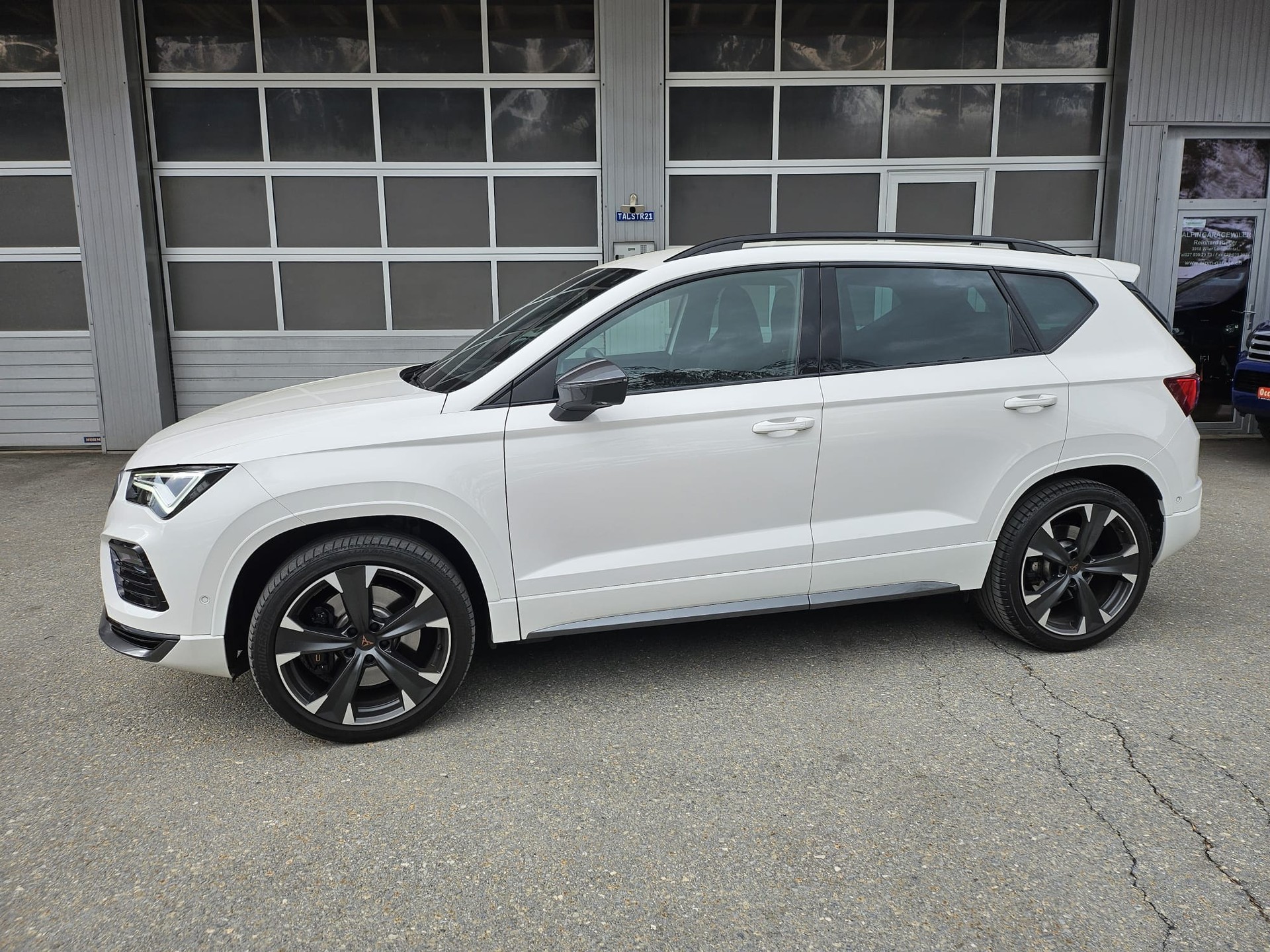 CUPRA 2.0 TSI 4Drive-image-1