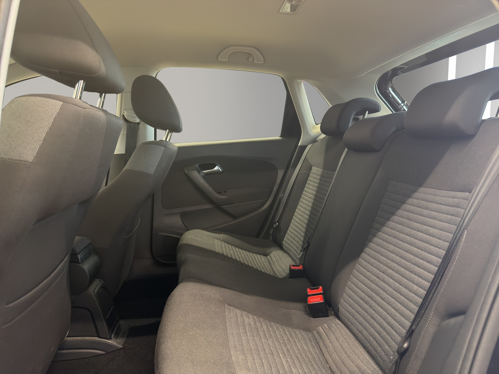 VW Polo 1.2 TSI Comfortline-image-10
