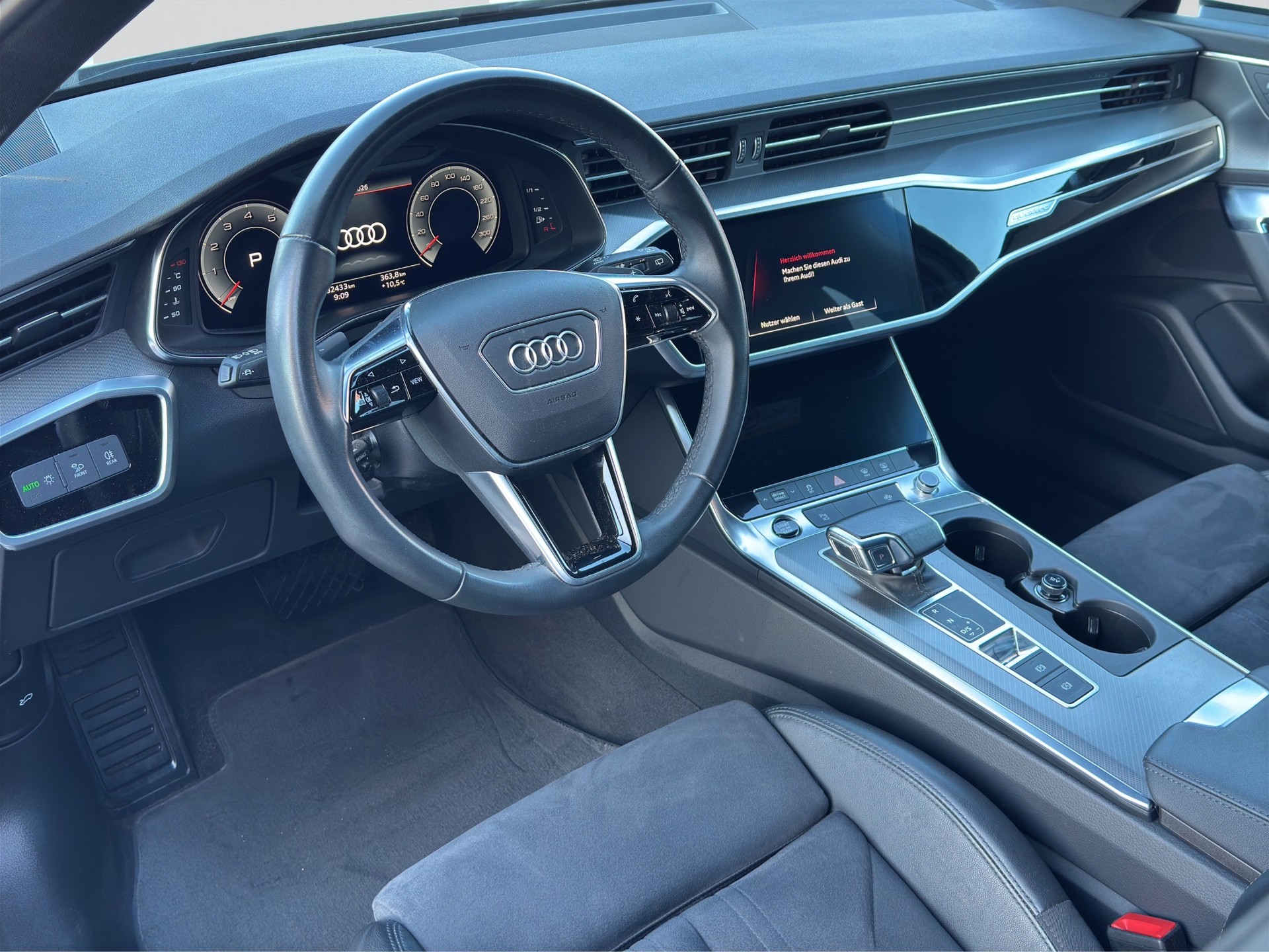 AUDI A6 Avant 45 TFSI S line quattro Schwarz Optik-image-6
