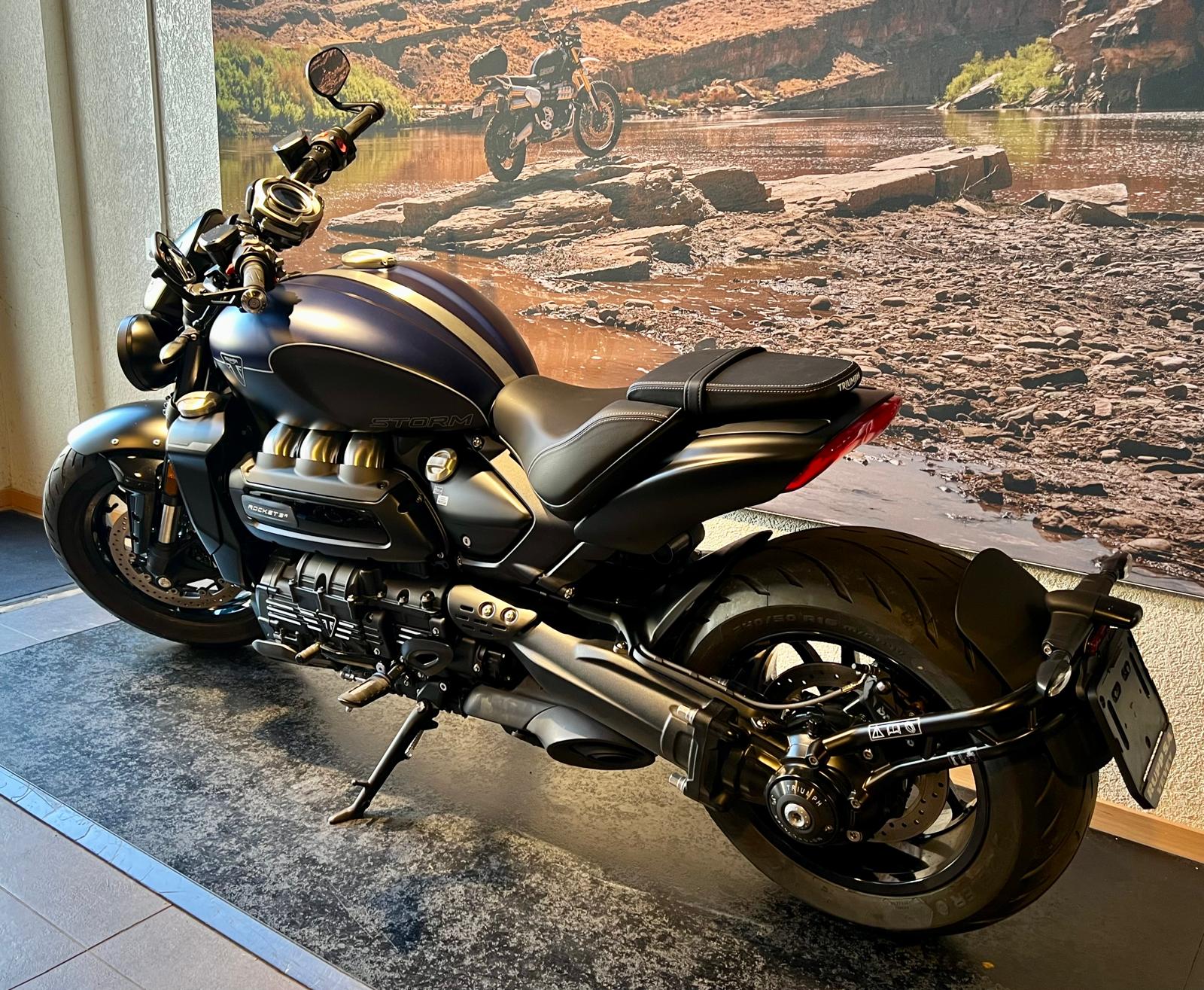 TRIUMPH Rocket 3 R Storm-image-4