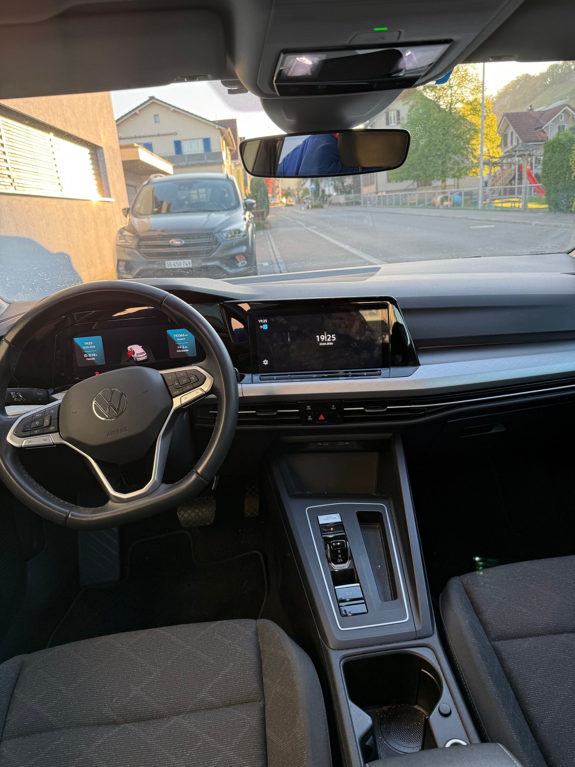 VW Golf 1.0 eTSI mHEV ACTLife DSG-image-5