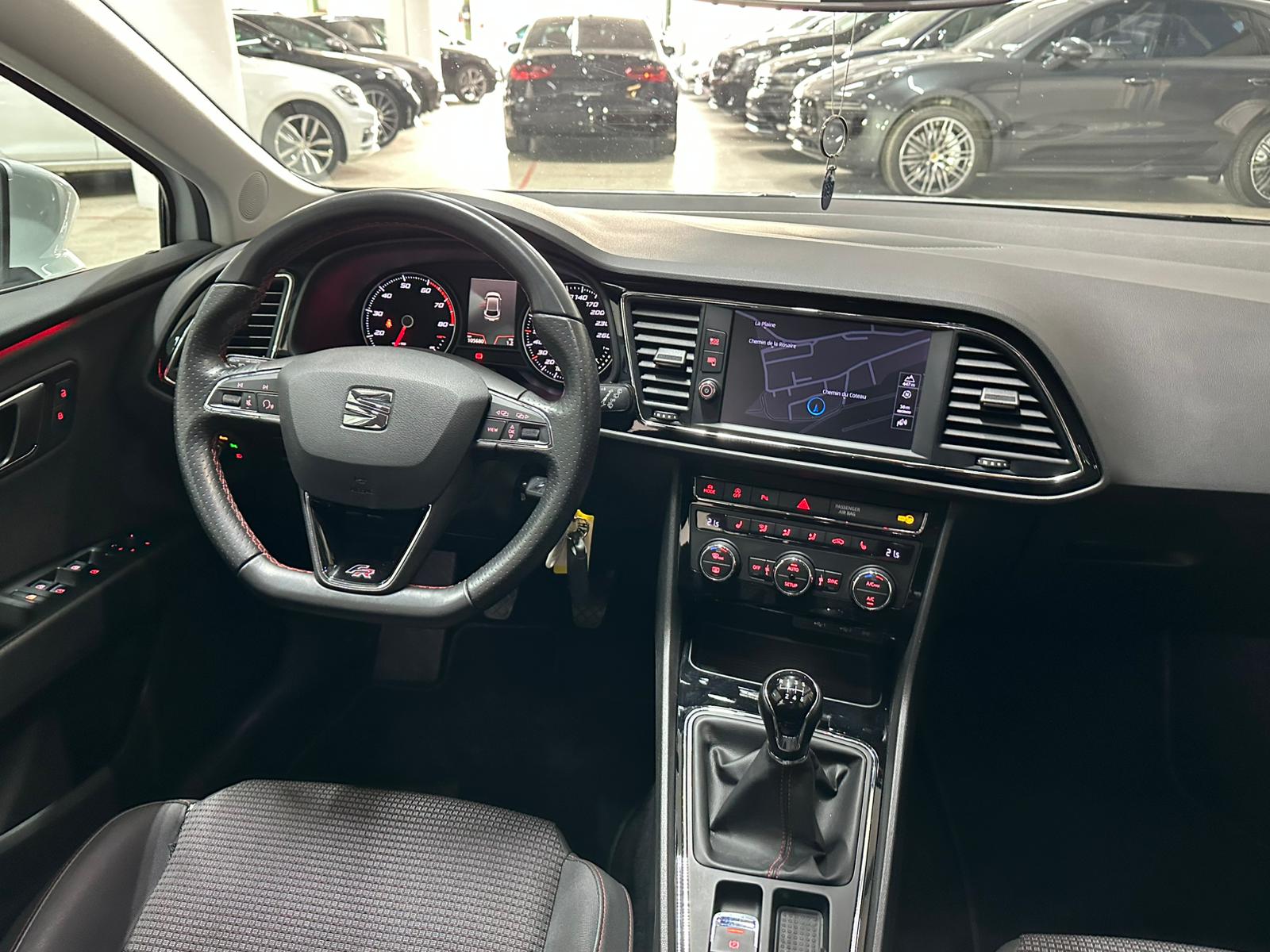 SEAT Leon 1.5 TSI EVO FR ACT FR-image-9