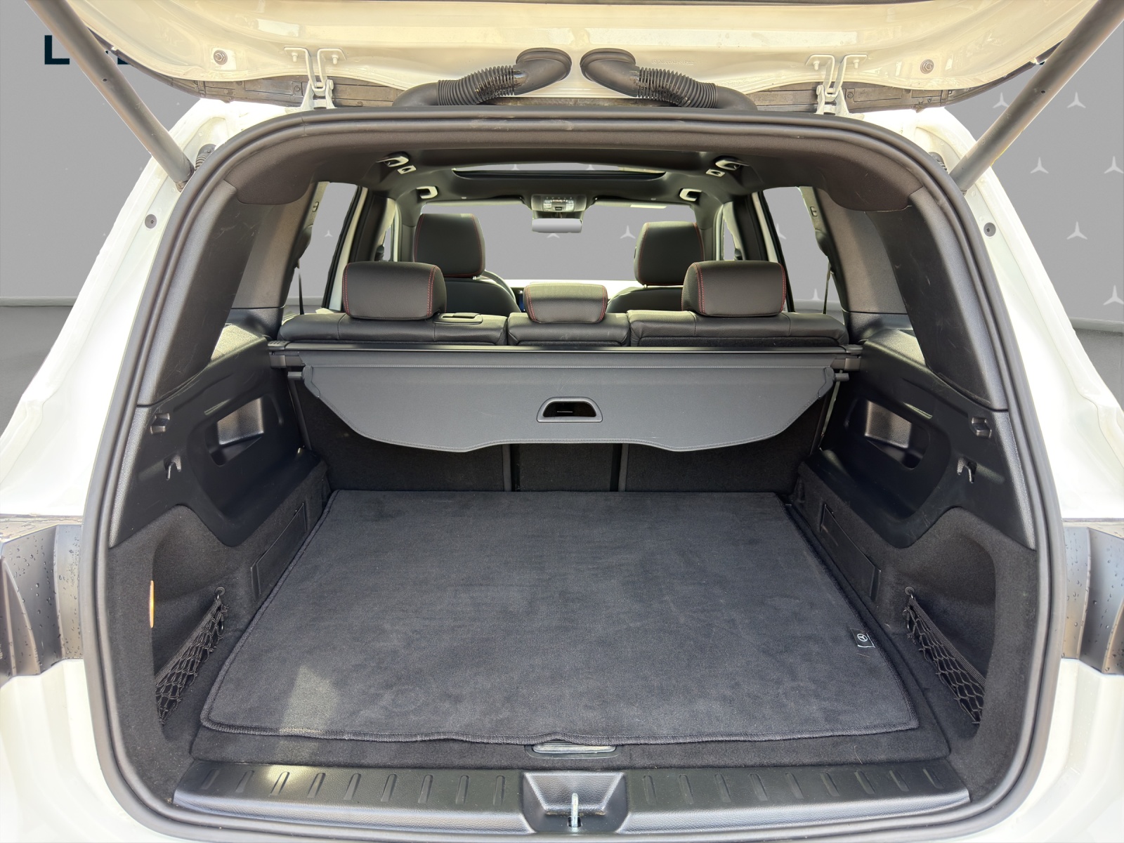 MERCEDES-BENZ GLB 220 4Matic 8G-Tronic-image-14