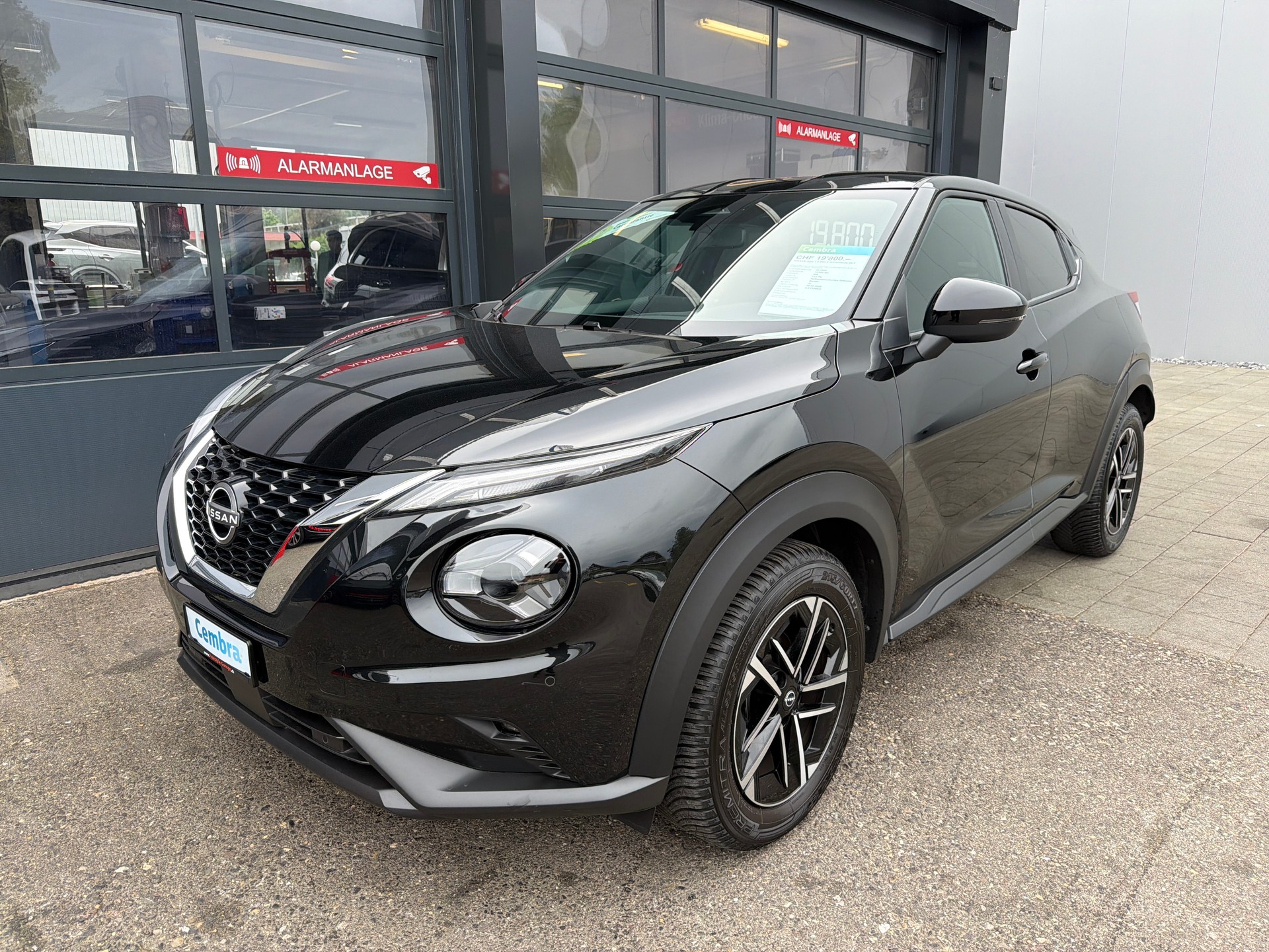 NISSAN Juke 1.0 DIG-T N-Connecta DCT-image-0