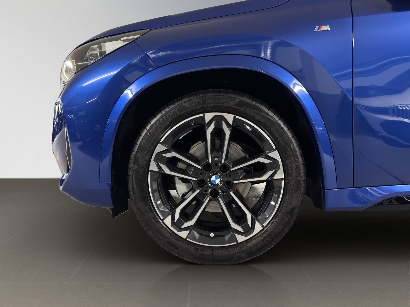 BMW X1 20d xDrive paddles-image-3