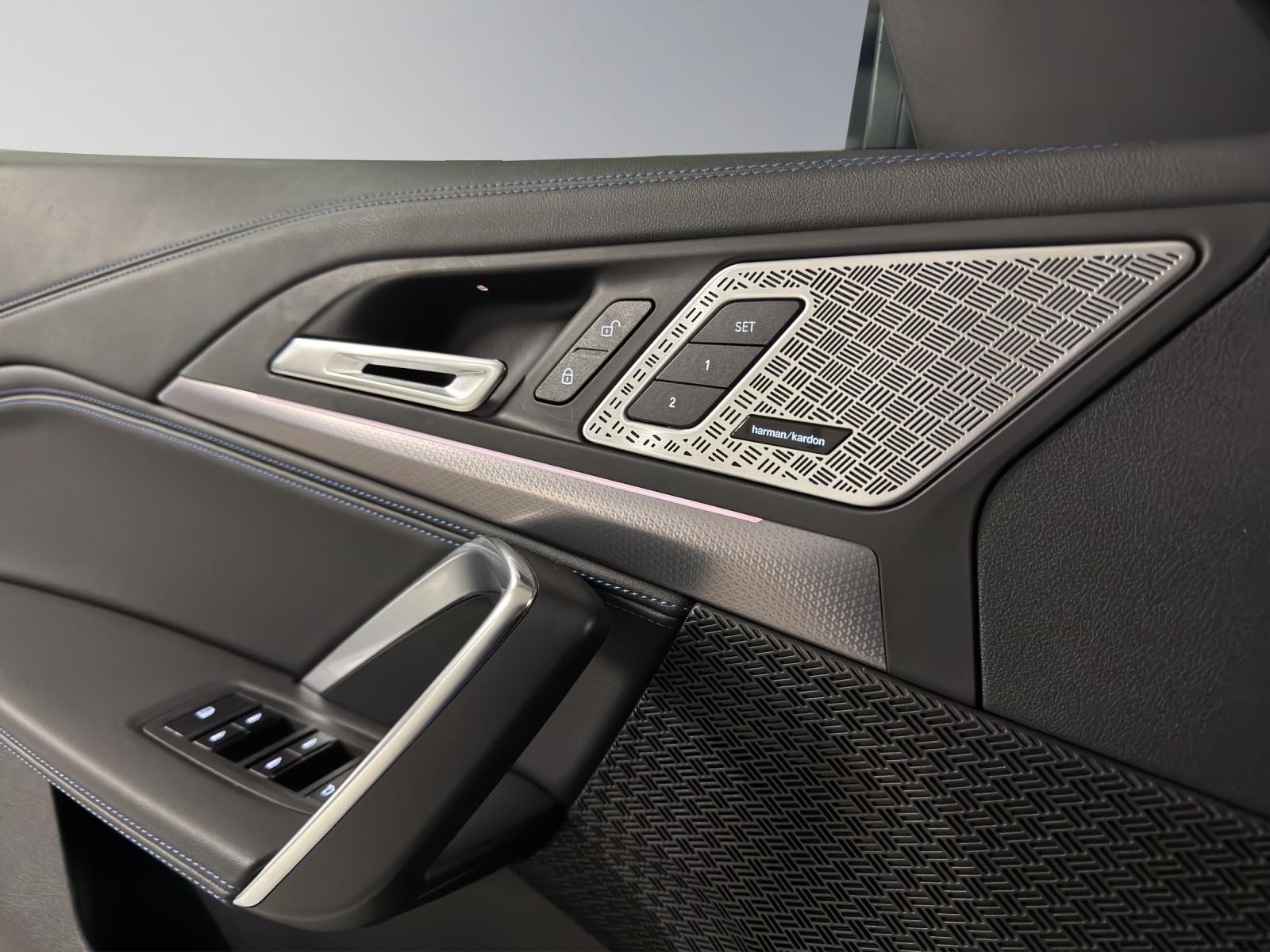 BMW X1 20d xDrive paddles-image-7